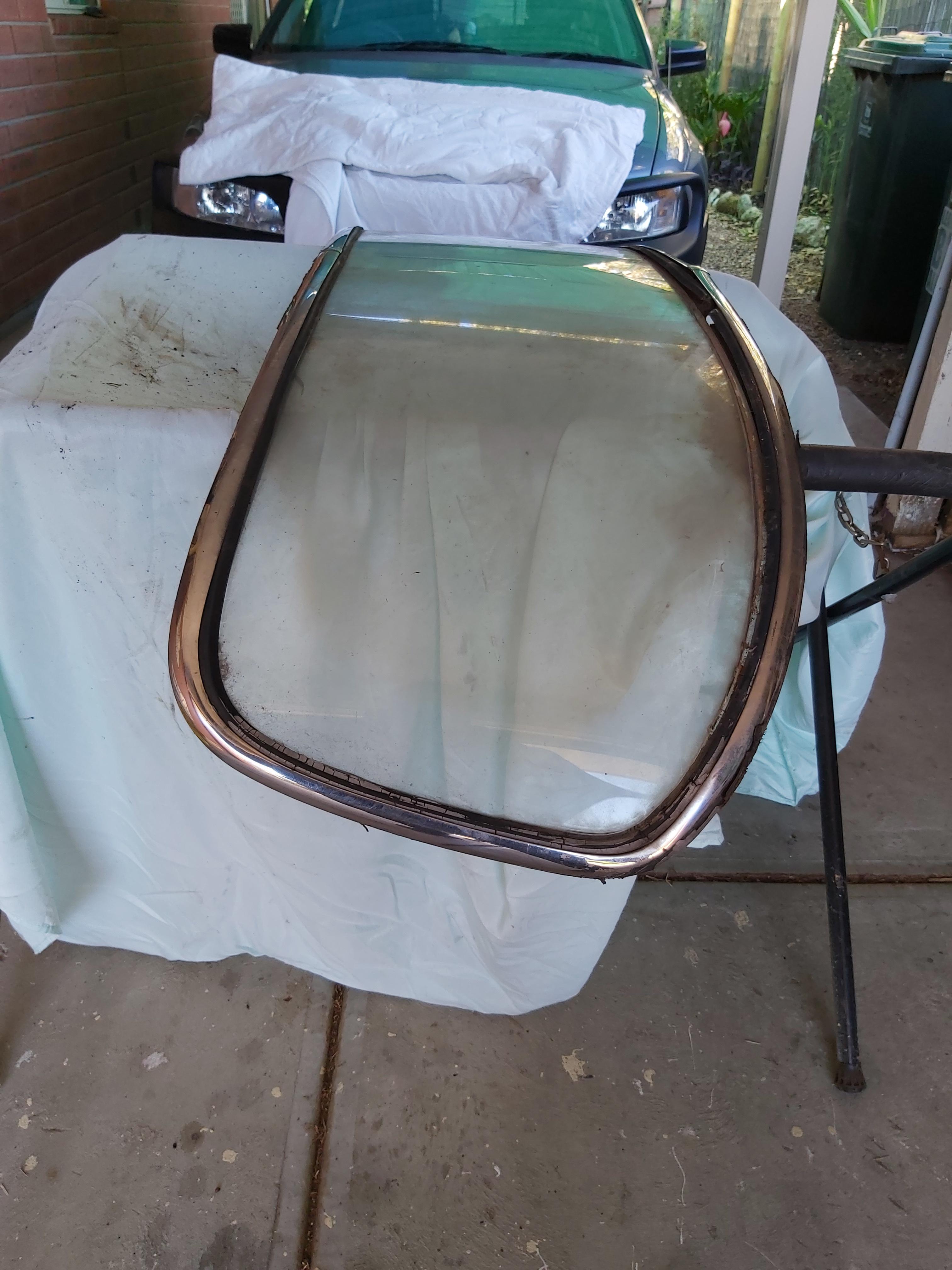1957 HOLDEN FE SPECIAL SEDAN 