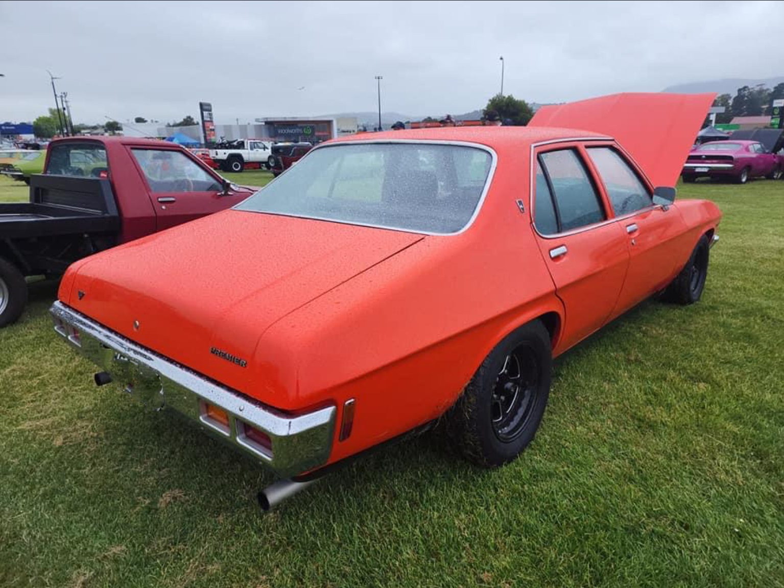 1972 HOLDEN PREMIER HQ SEDAN