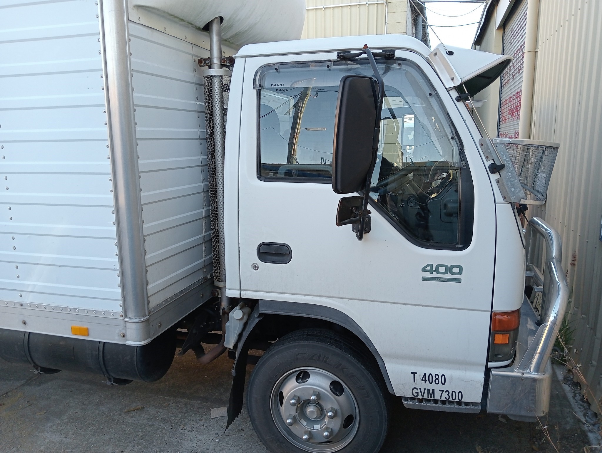1999 ISUZU NPR400 PANTECH