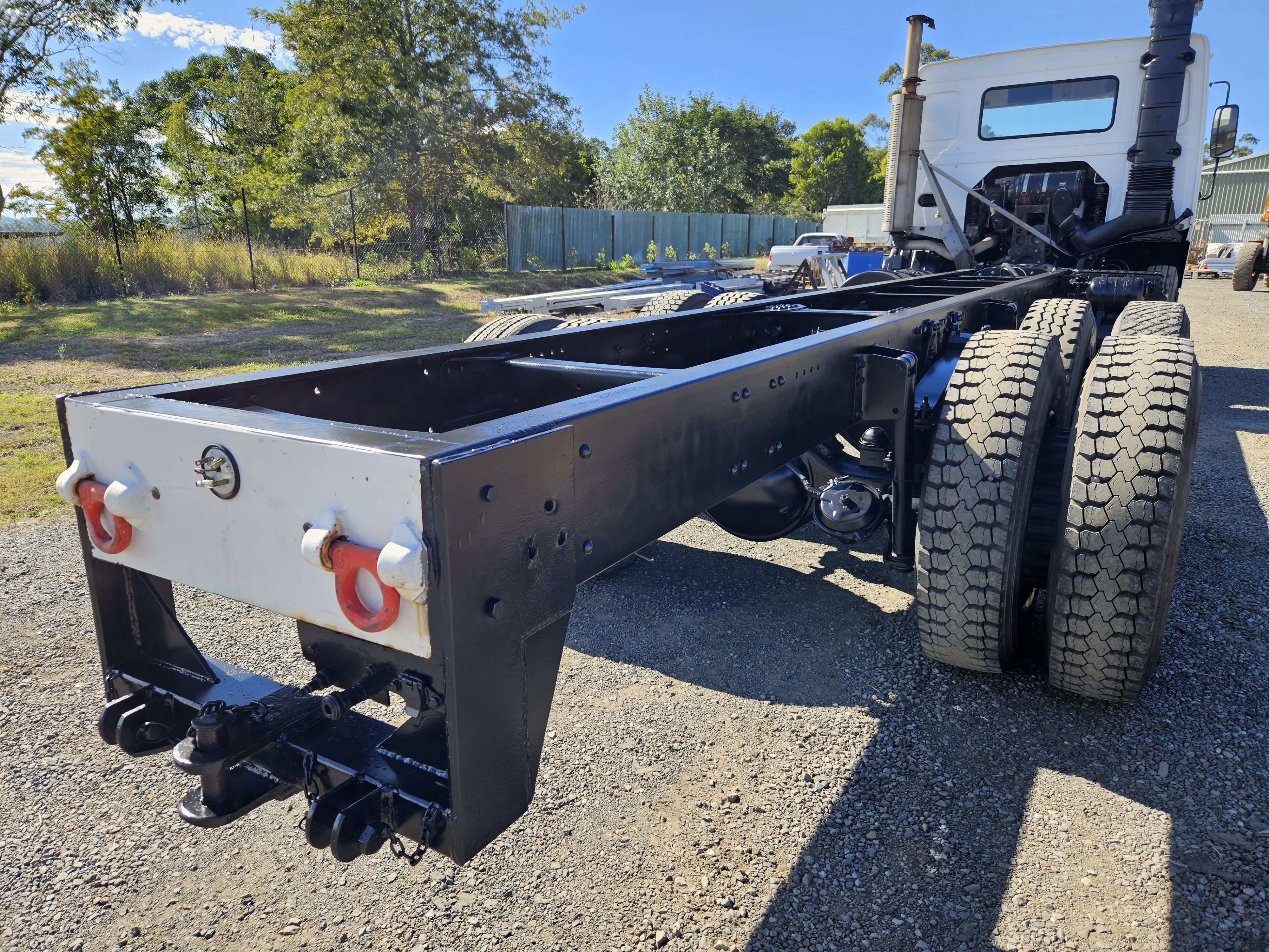 1989 VOLVO FL7 CAB CHASSIS 