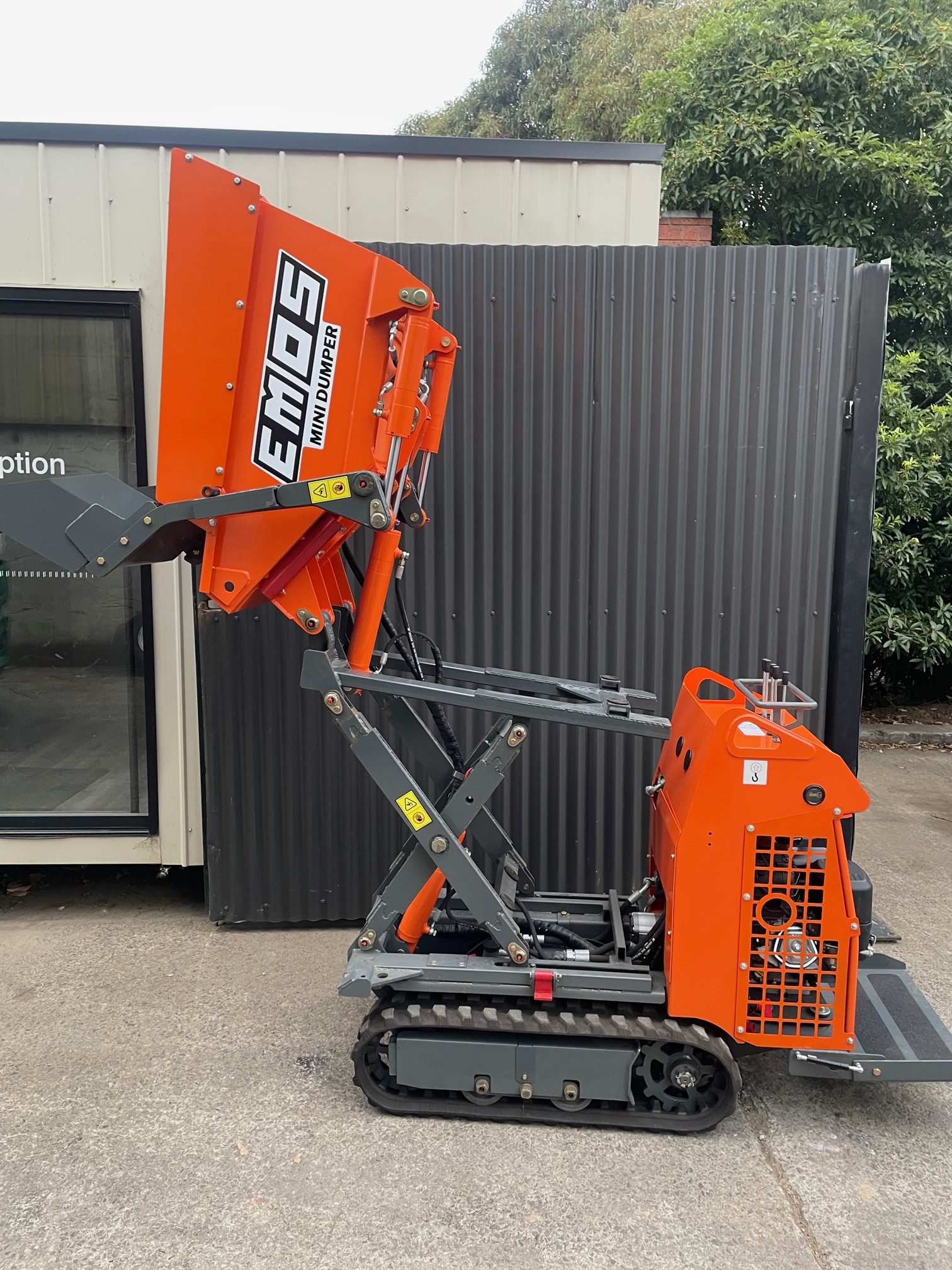 EMED EM0.5 Mini Hydraulic Dumper