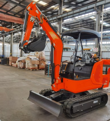EMED EM2.5 Excavator with Expandable Tracks + FREE Attachments