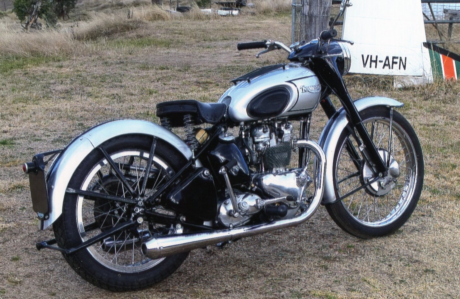 1951 TRIUMPH T100 500CC ROAD
