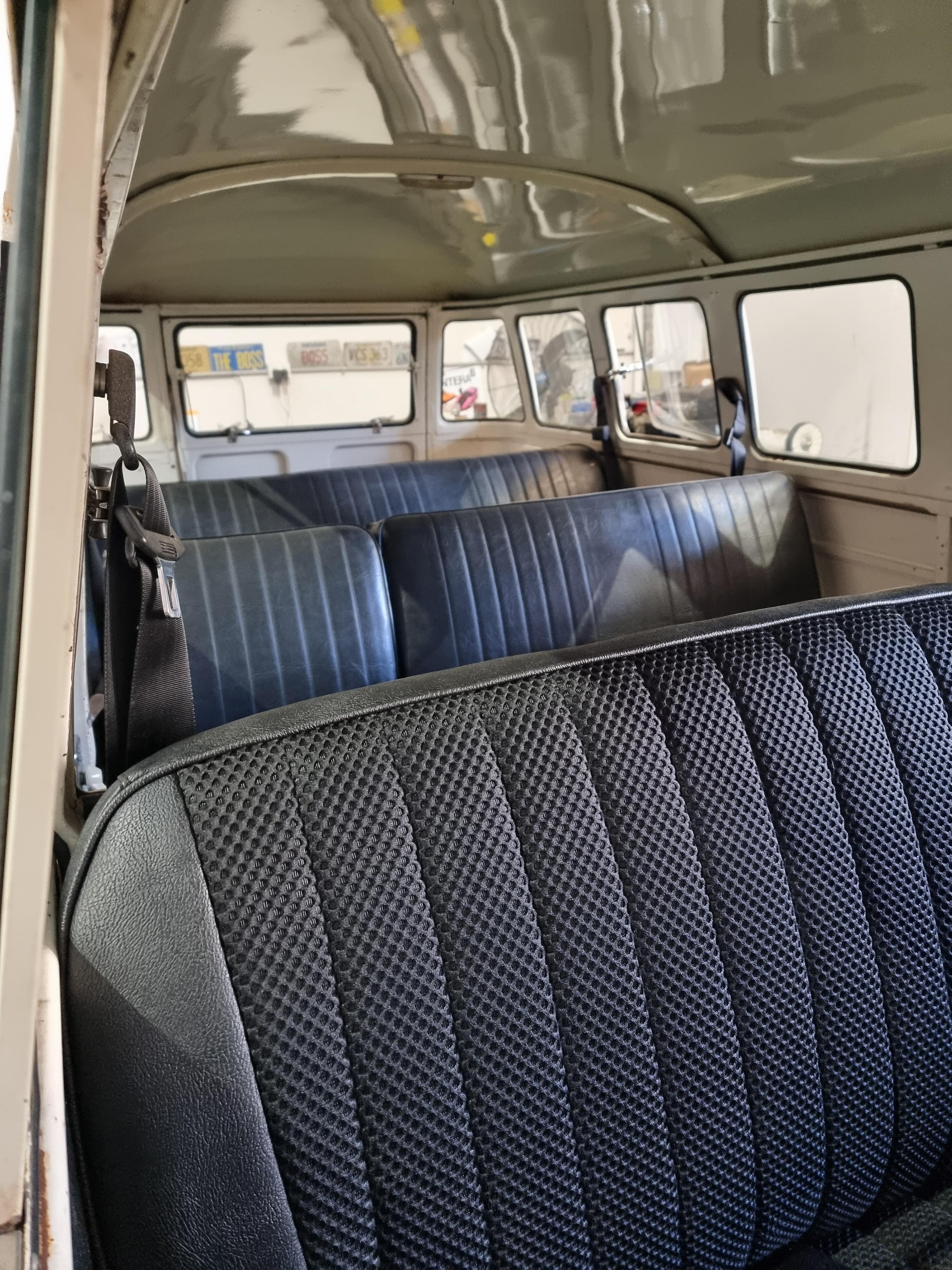 1974 VOLKSWAGEN KOMBI SPLIT SCREEN BRAZILIAN BUS