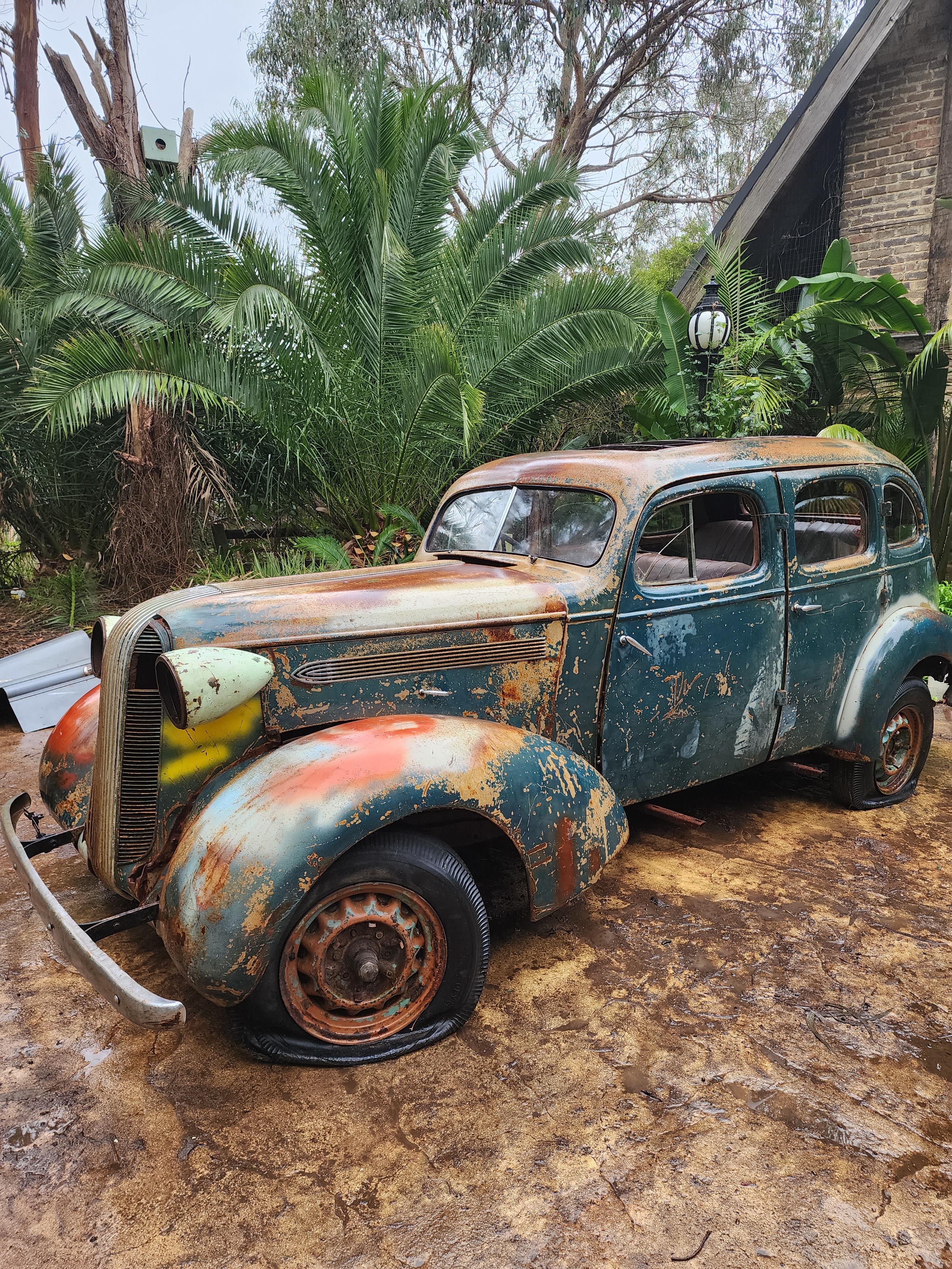 1936 PONTIAC SILVER STREAK SEDAN 