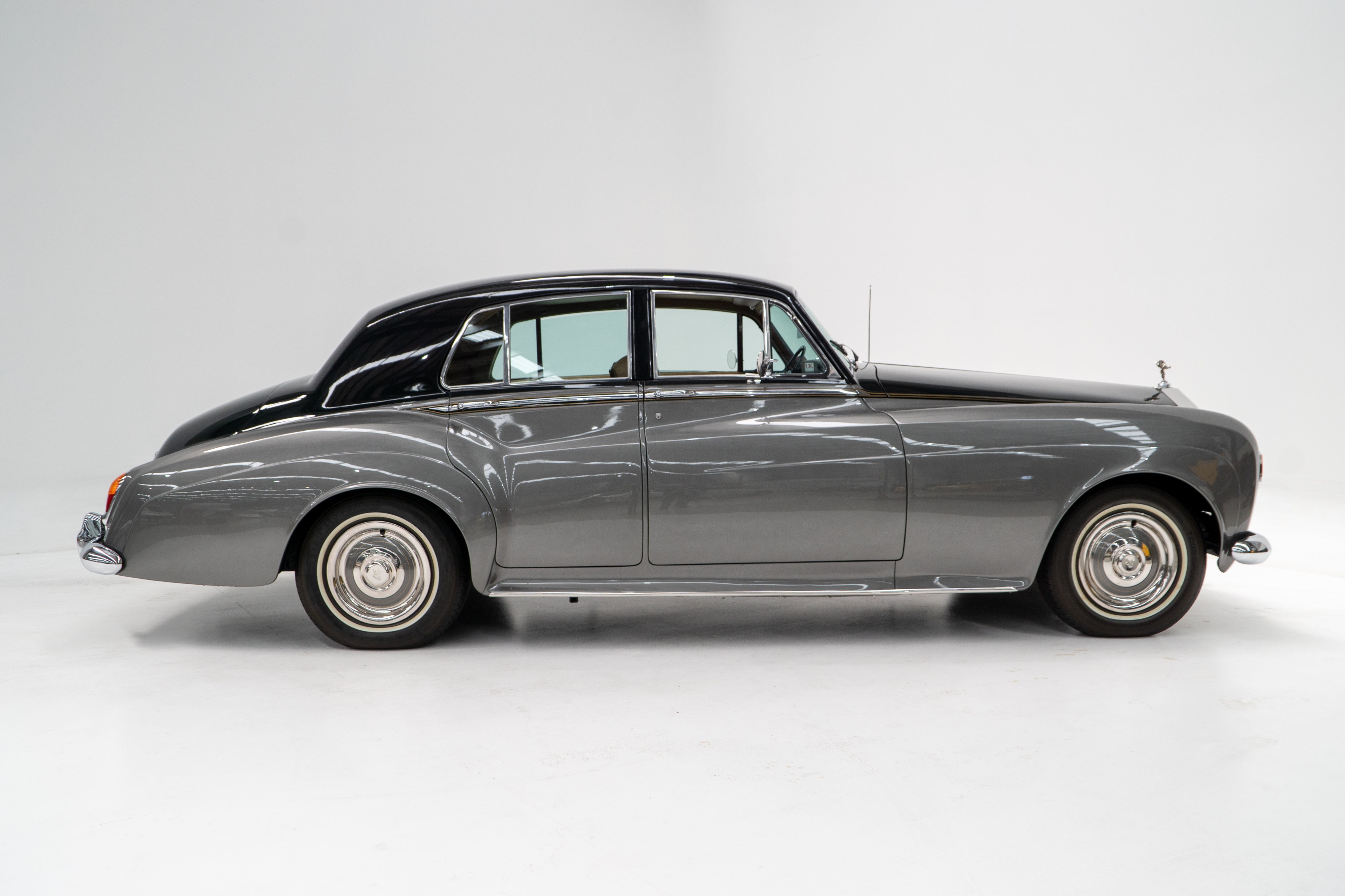 1964 ROLLS-ROYCE SILVER CLOUD III 4D SEDAN 