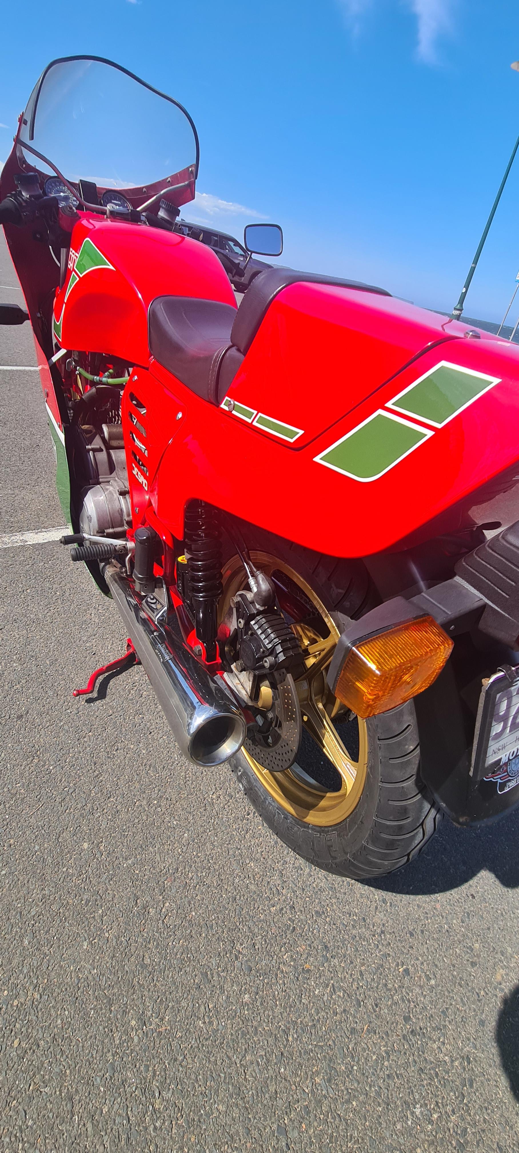 1985 DUCATI 1000R MIKE HAILWOOD REPLICA ROAD