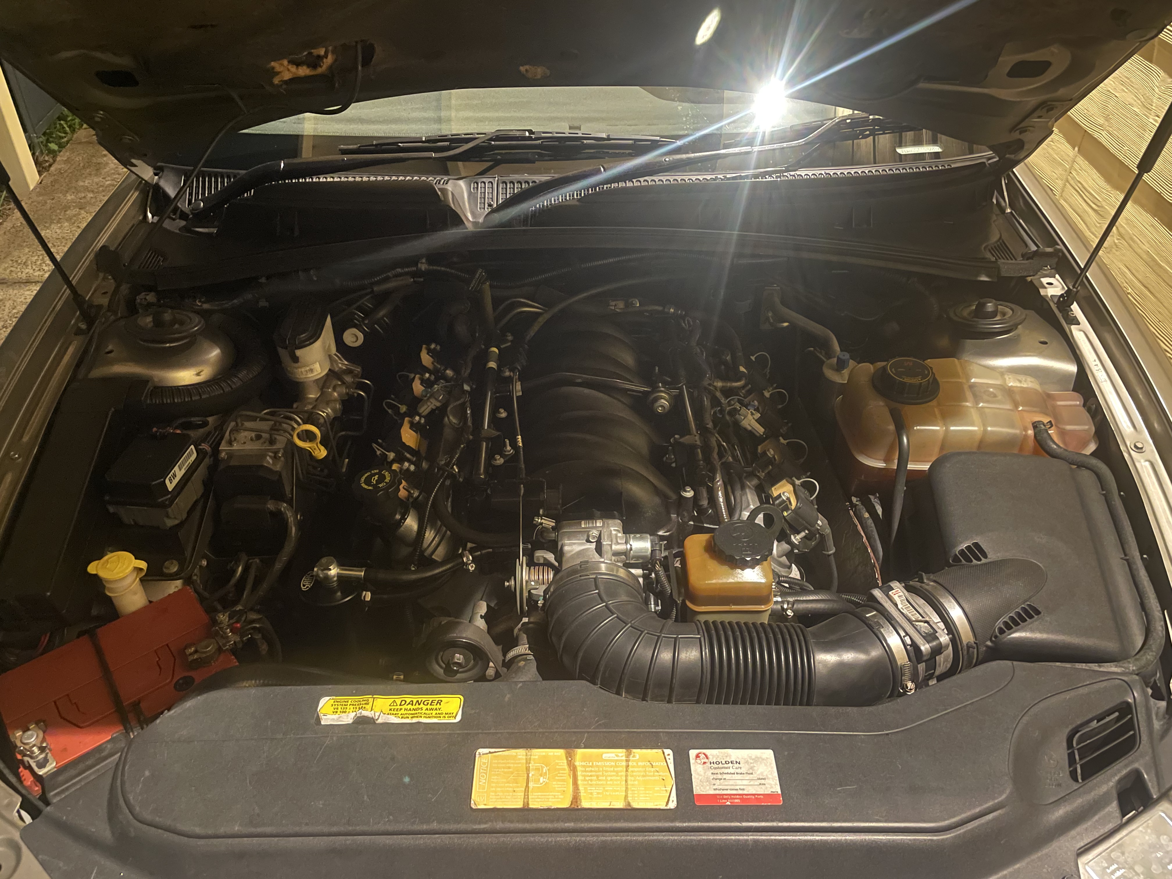 1999 HOLDEN STATESMAN WH SEDAN 