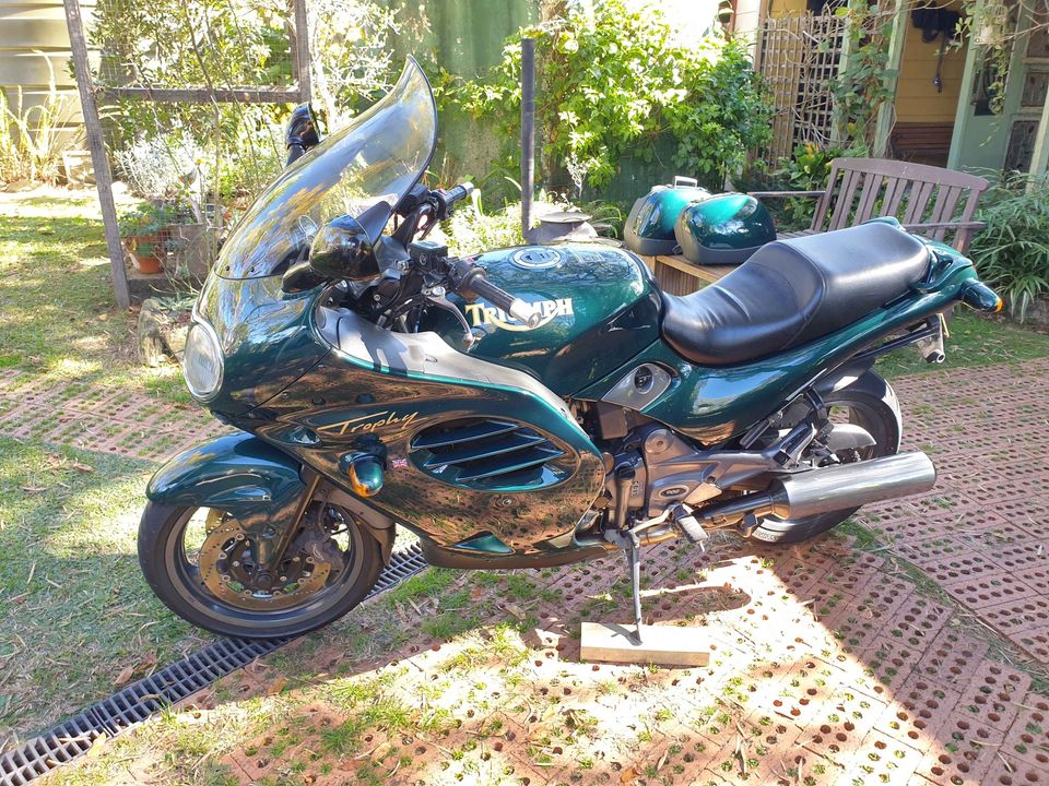 1997 TRIUMPH TROPHY 900 ROAD