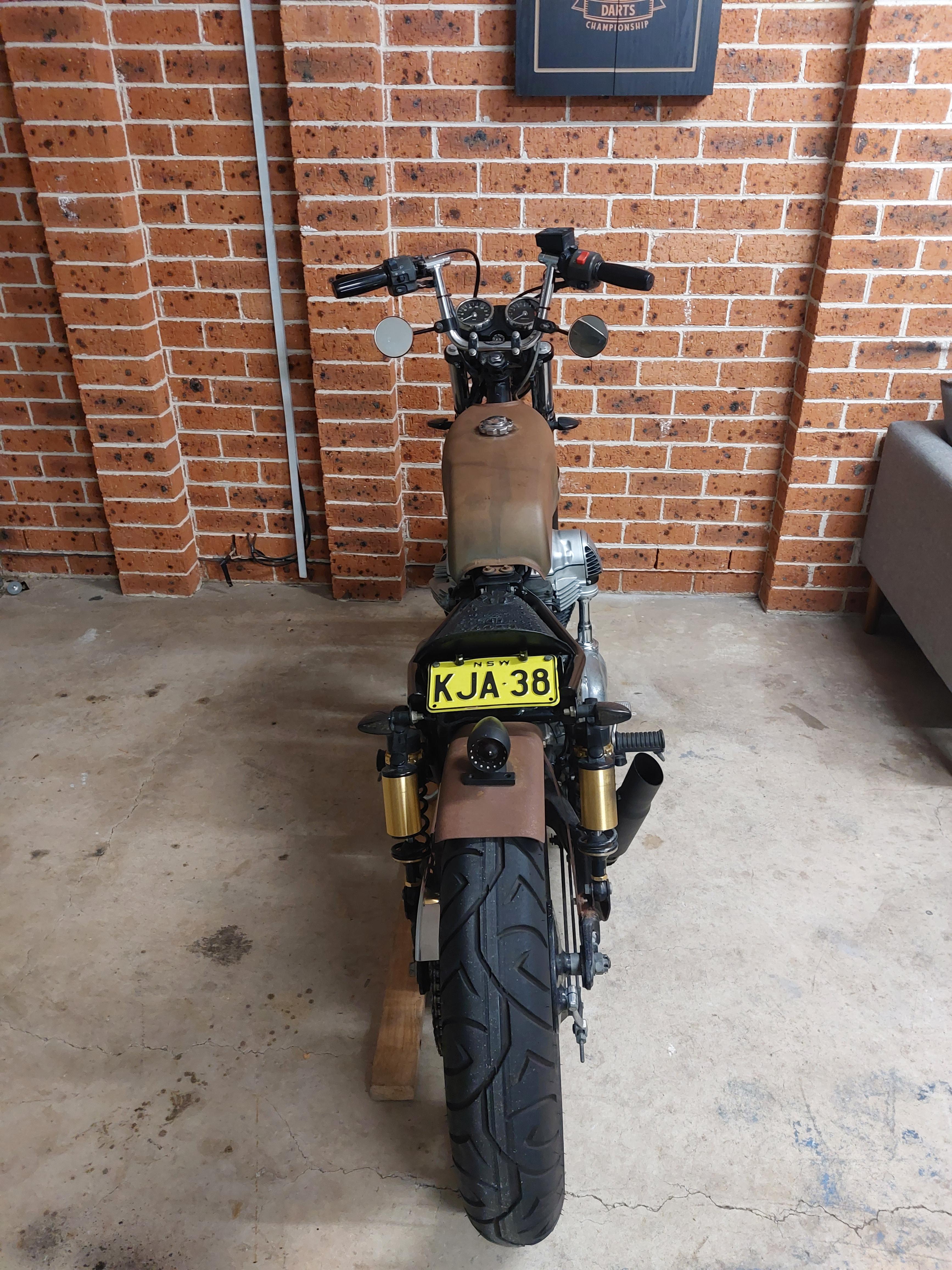 2008 KAWASAKI W400 ROAD