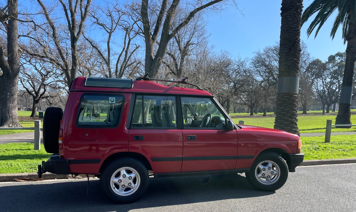 1998 LAND ROVER DISCOVERY SE7 (4x4) 5 SP MANUAL 4x4 4D WAGON