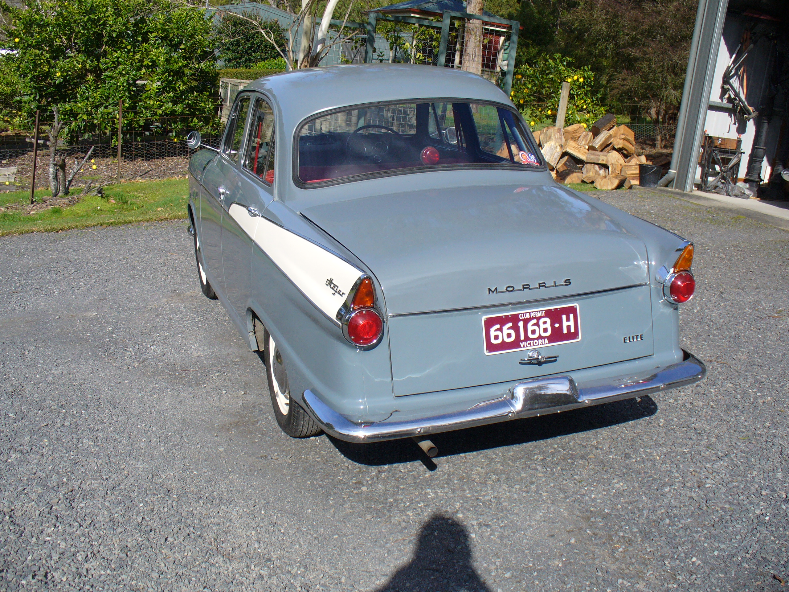 1964 MORRIS MAJOR ELITE SEDAN