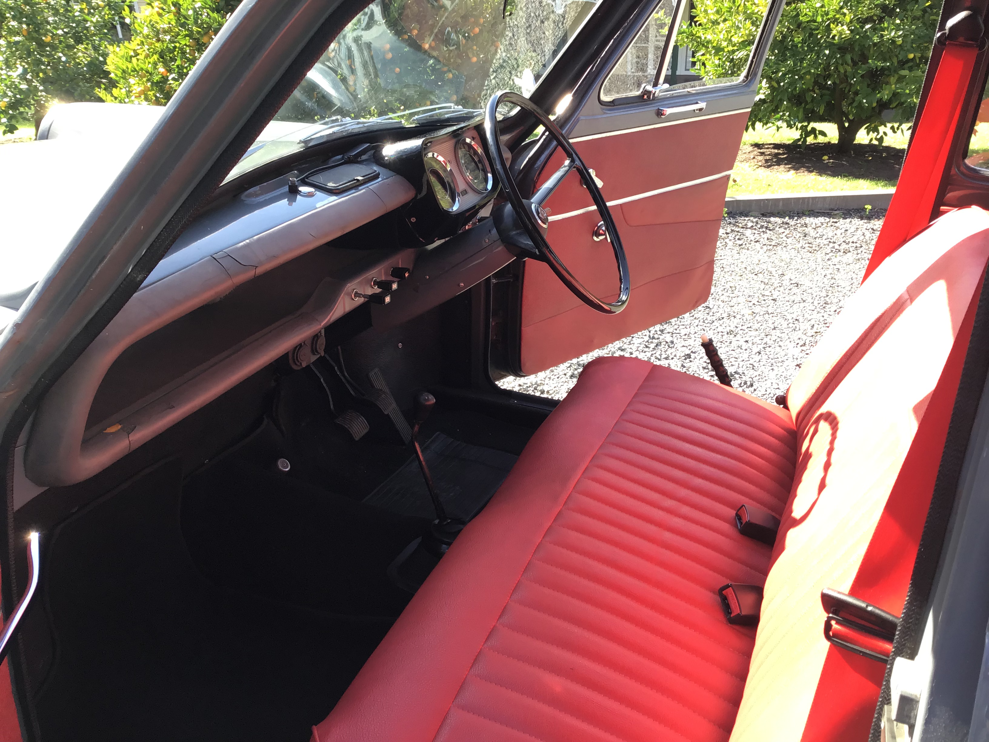 1964 MORRIS MAJOR ELITE SEDAN