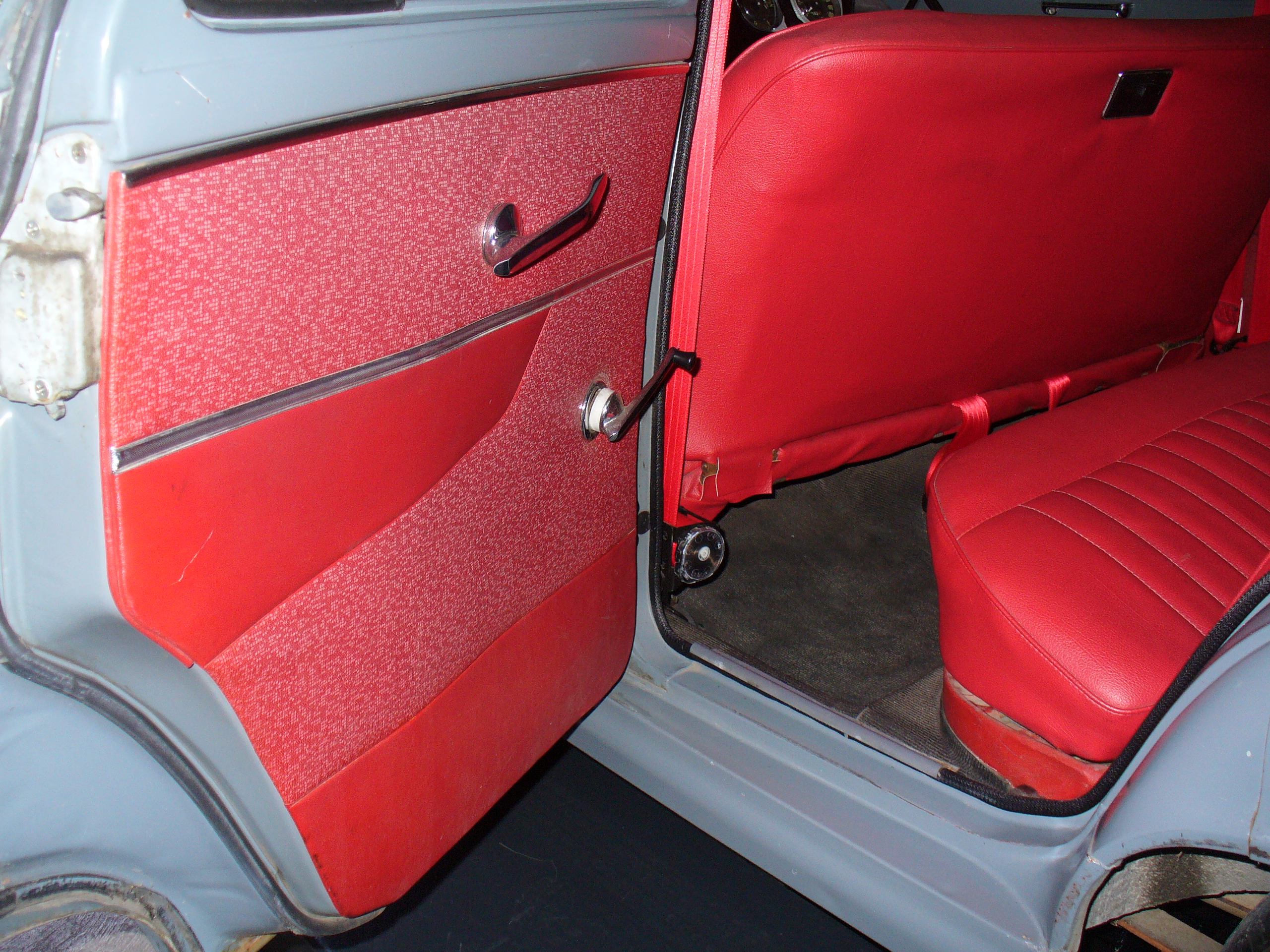 1964 MORRIS MAJOR ELITE SEDAN