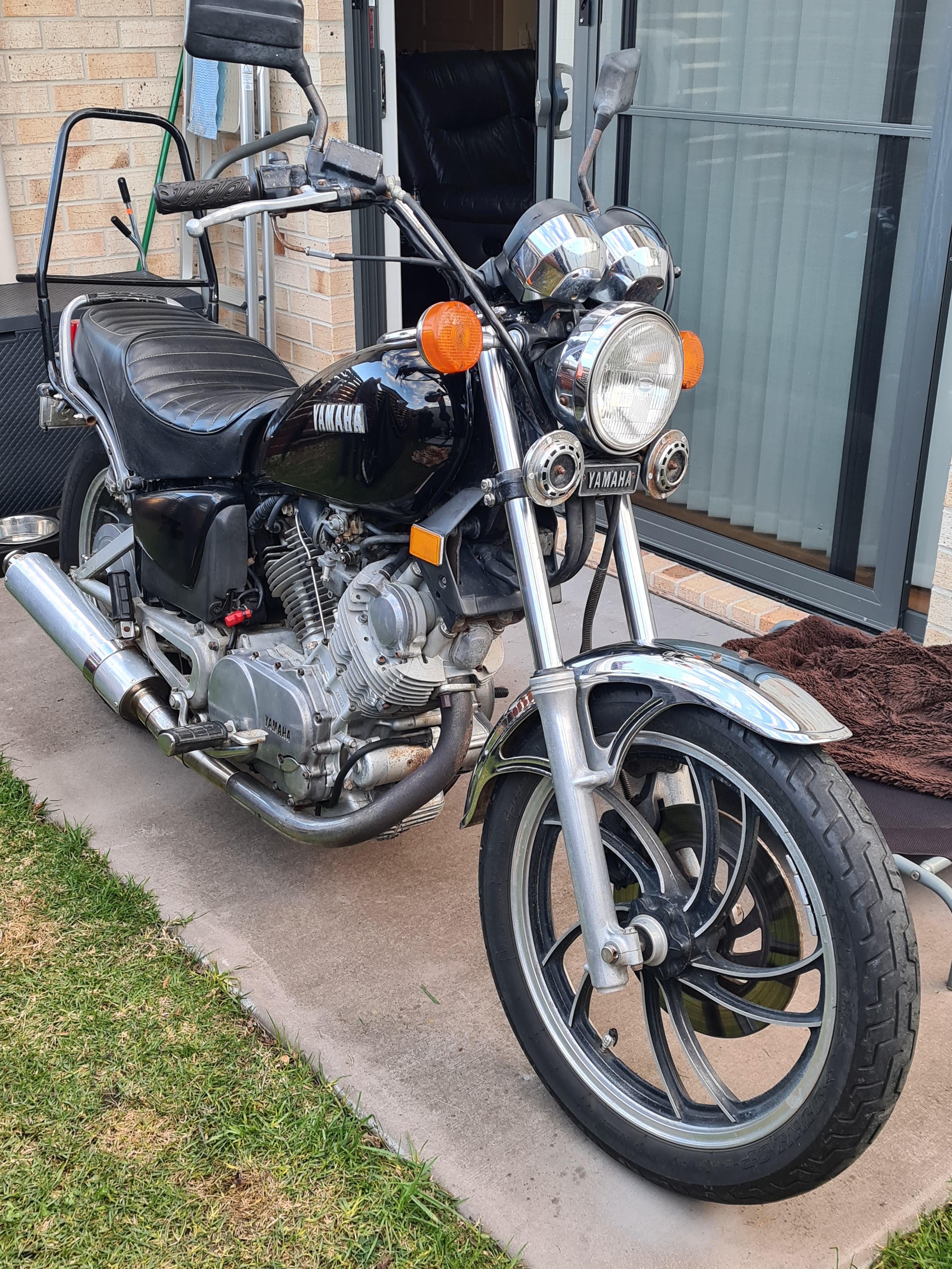 1981 YAMAHA VIRAGO XV750 CRUISER