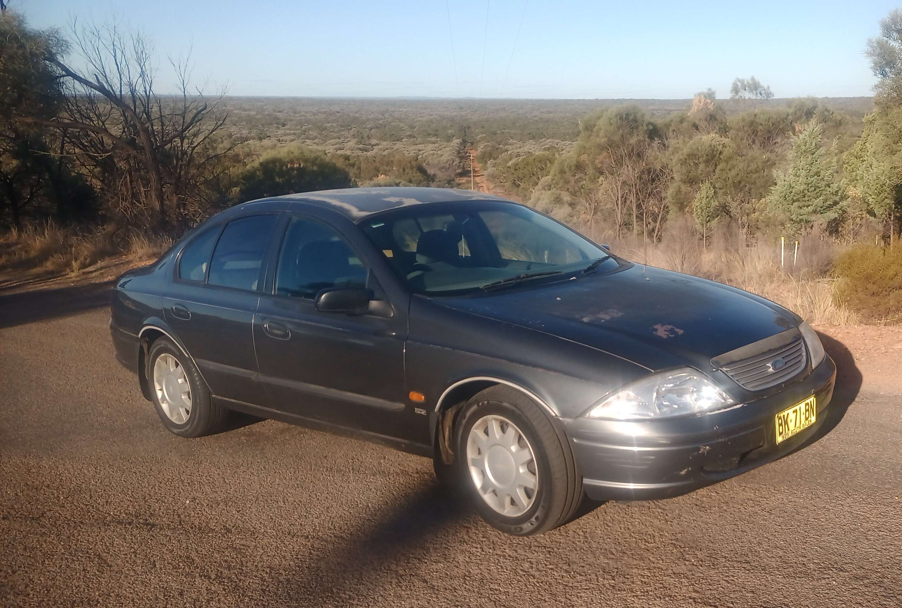 2000 FORD FALCON AU SEDAN 