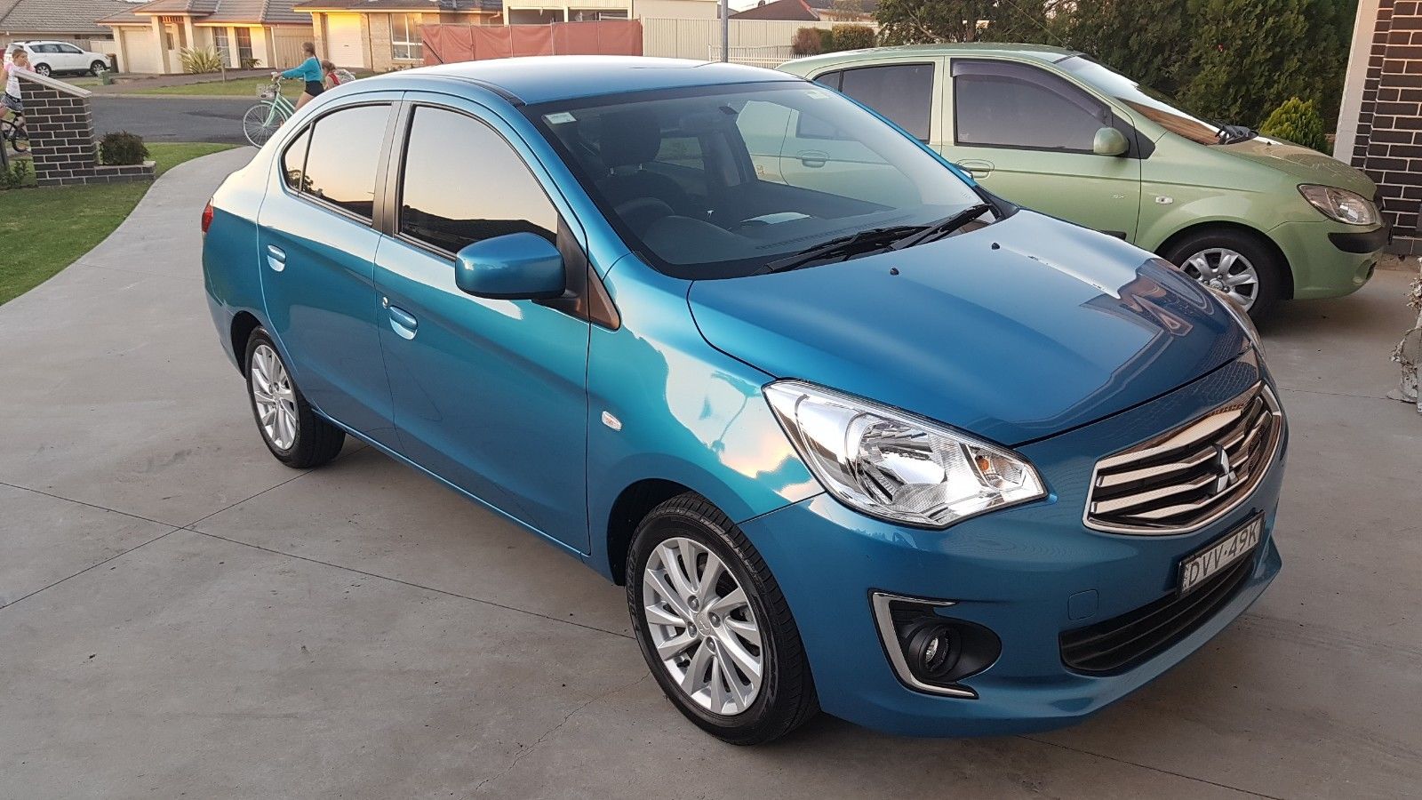 2015 MITSUBISHI MIRAGE LA ES CONTINUOUS VARIABLE 4D SEDAN
