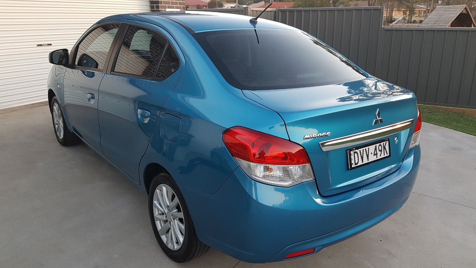 2015 MITSUBISHI MIRAGE LA ES CONTINUOUS VARIABLE 4D SEDAN