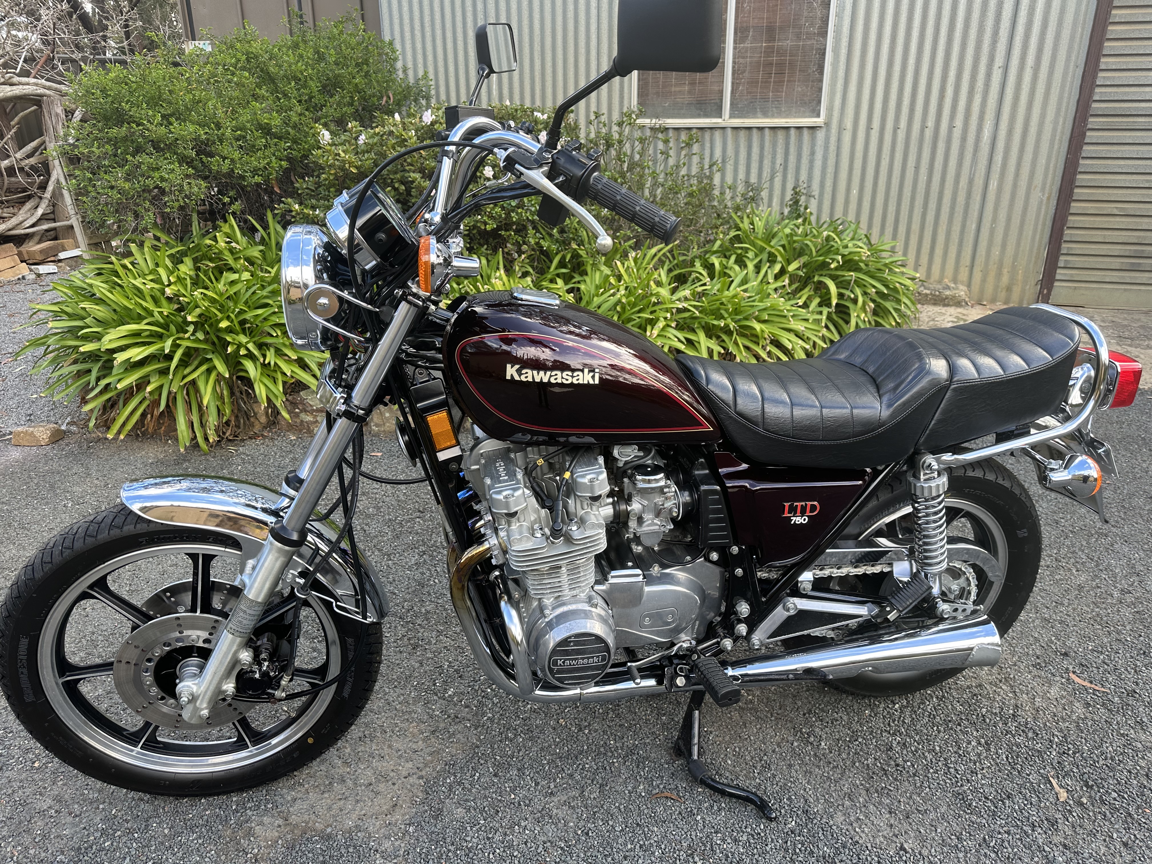1981 KAWASAKI KZ750 (LTD) ROAD