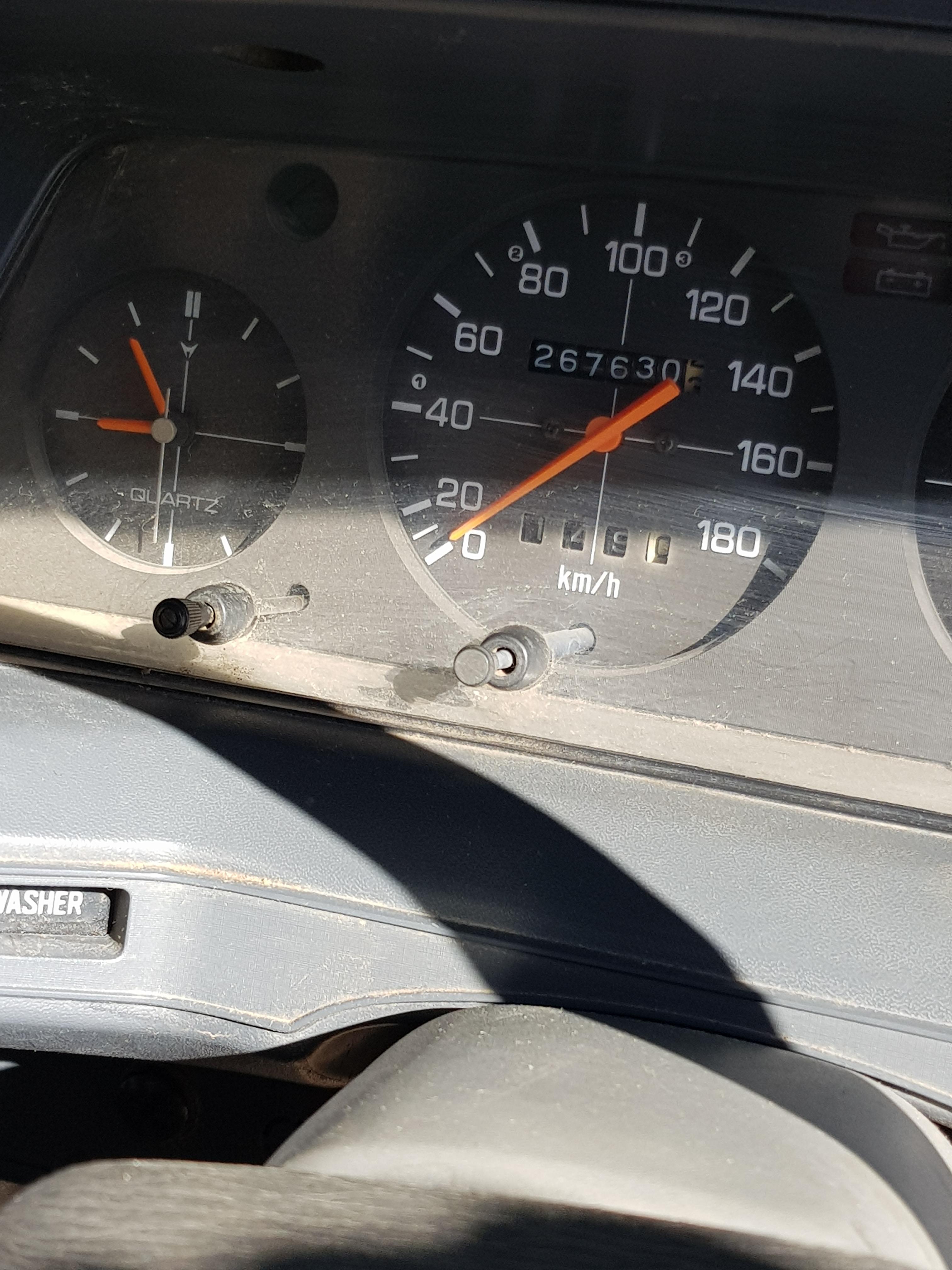 1989 SUBARU BRUMBY SPECIAL (4x4) 4 SP MANUAL 4X4 P/UP