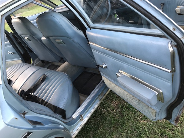 1981 CHRYSLER VALIANT CM SEDAN