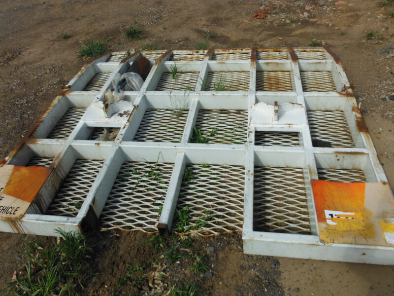 TRUCK/TRAILER TAILGATE RAMP