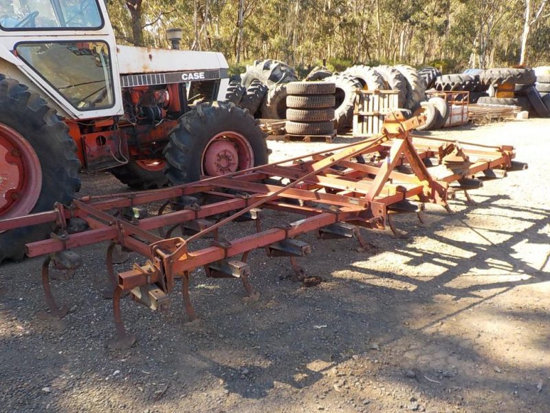 INTERNATIONAL SCARIFIER