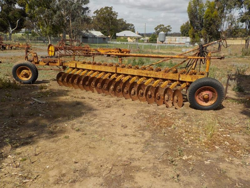 Chamberlain One Way Disc Plough