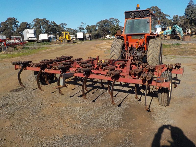 International Scarifier