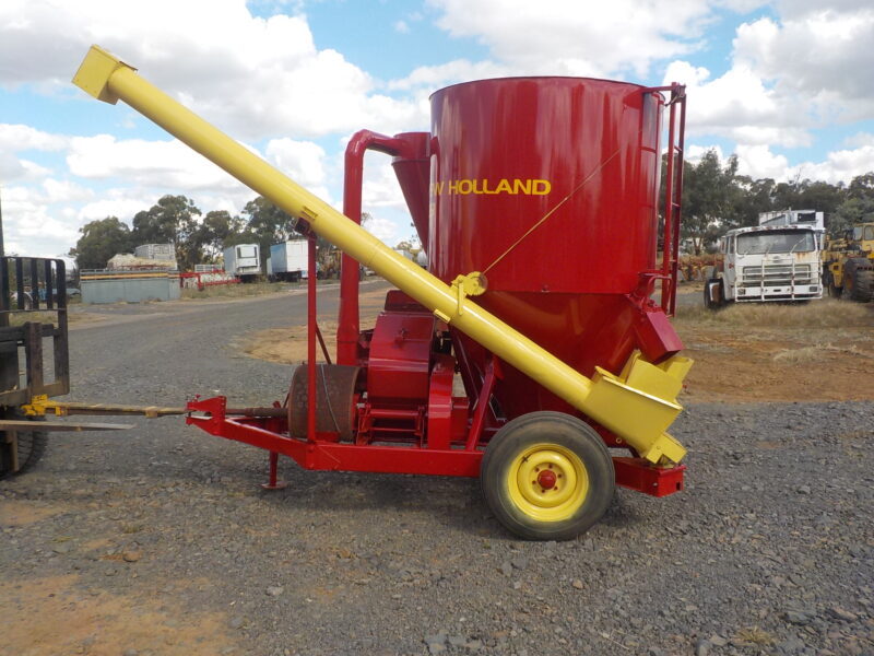NEW HOLLAND 351 HAMMER MILL