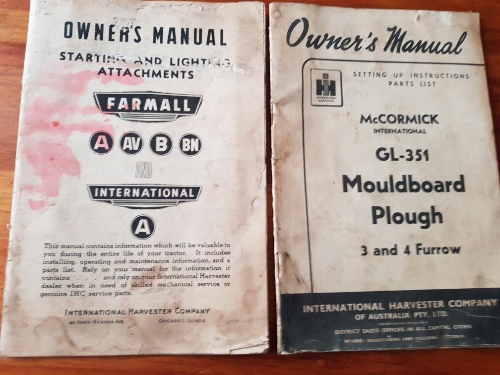 MCCORMICK INTERNATIONAL GL- 351 MOULDBOARD PLOUGH 