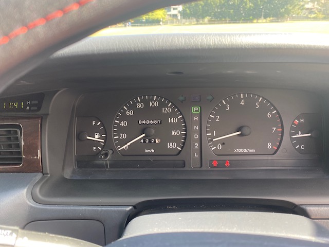 1996 TOYOTA CROWN ROYAL SALOON