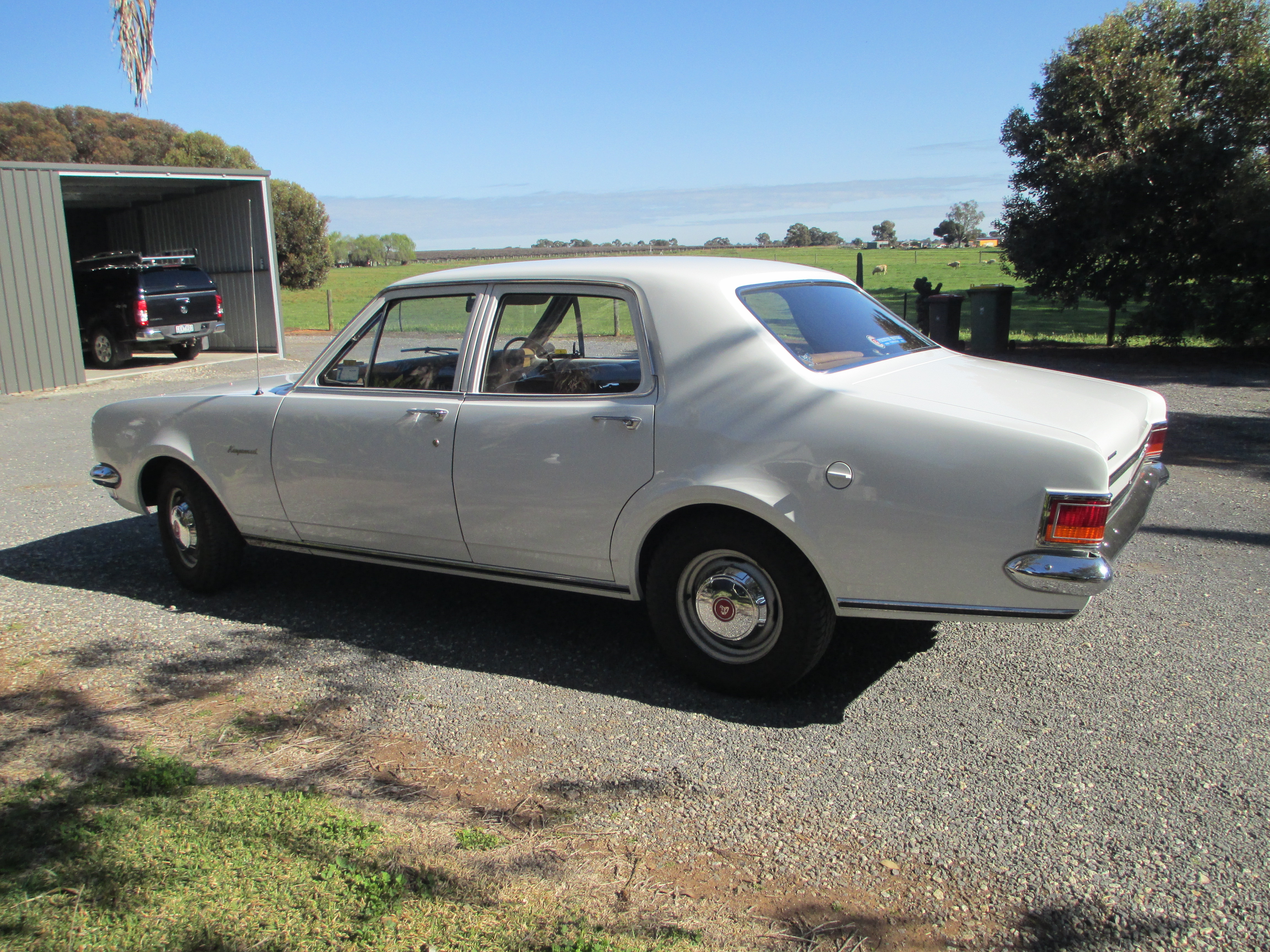 1971 HOLDEN KINGSWOOD HG SEDAN