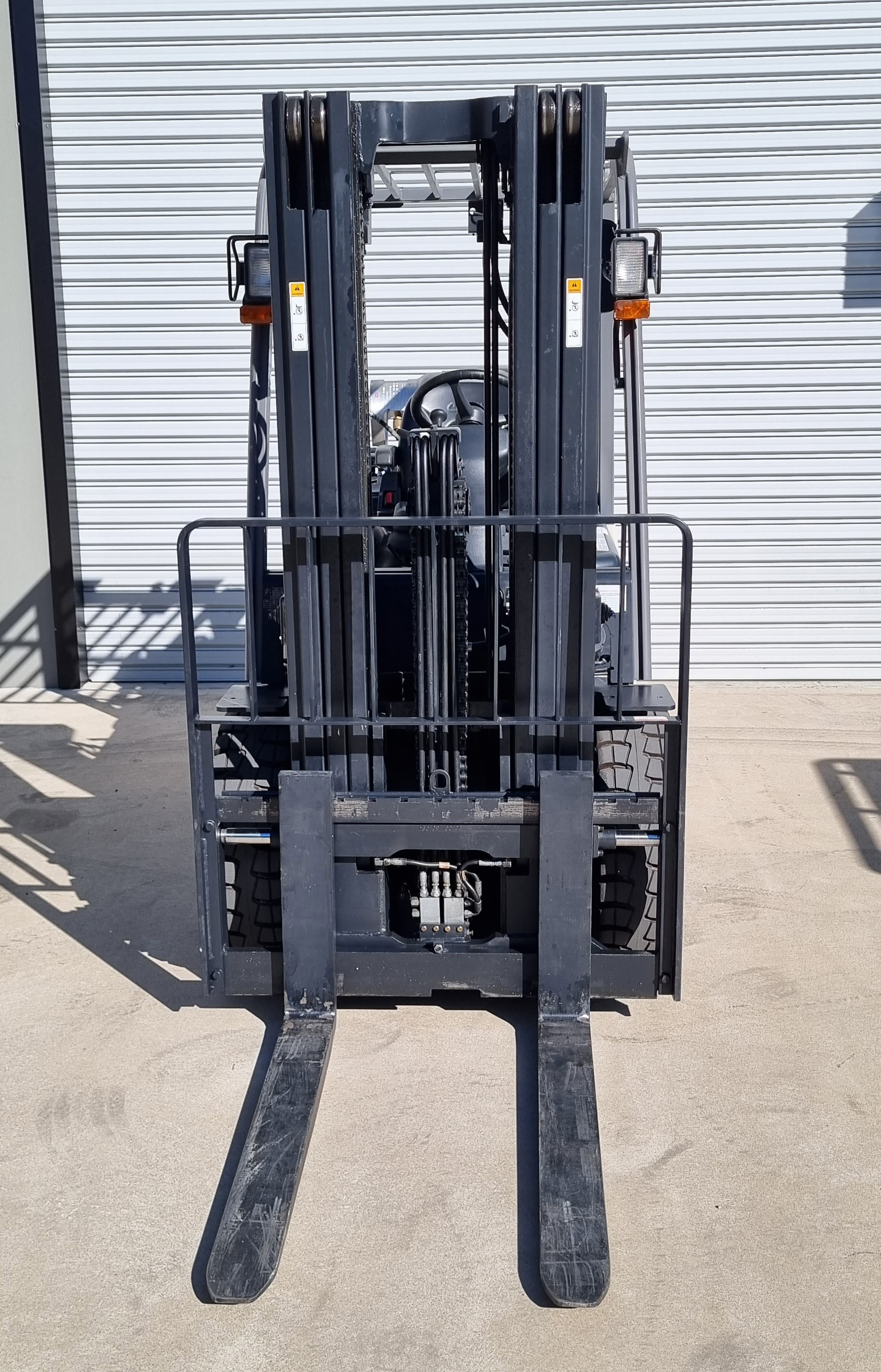 CROWN CG33P-5 LPG FORKLIFT