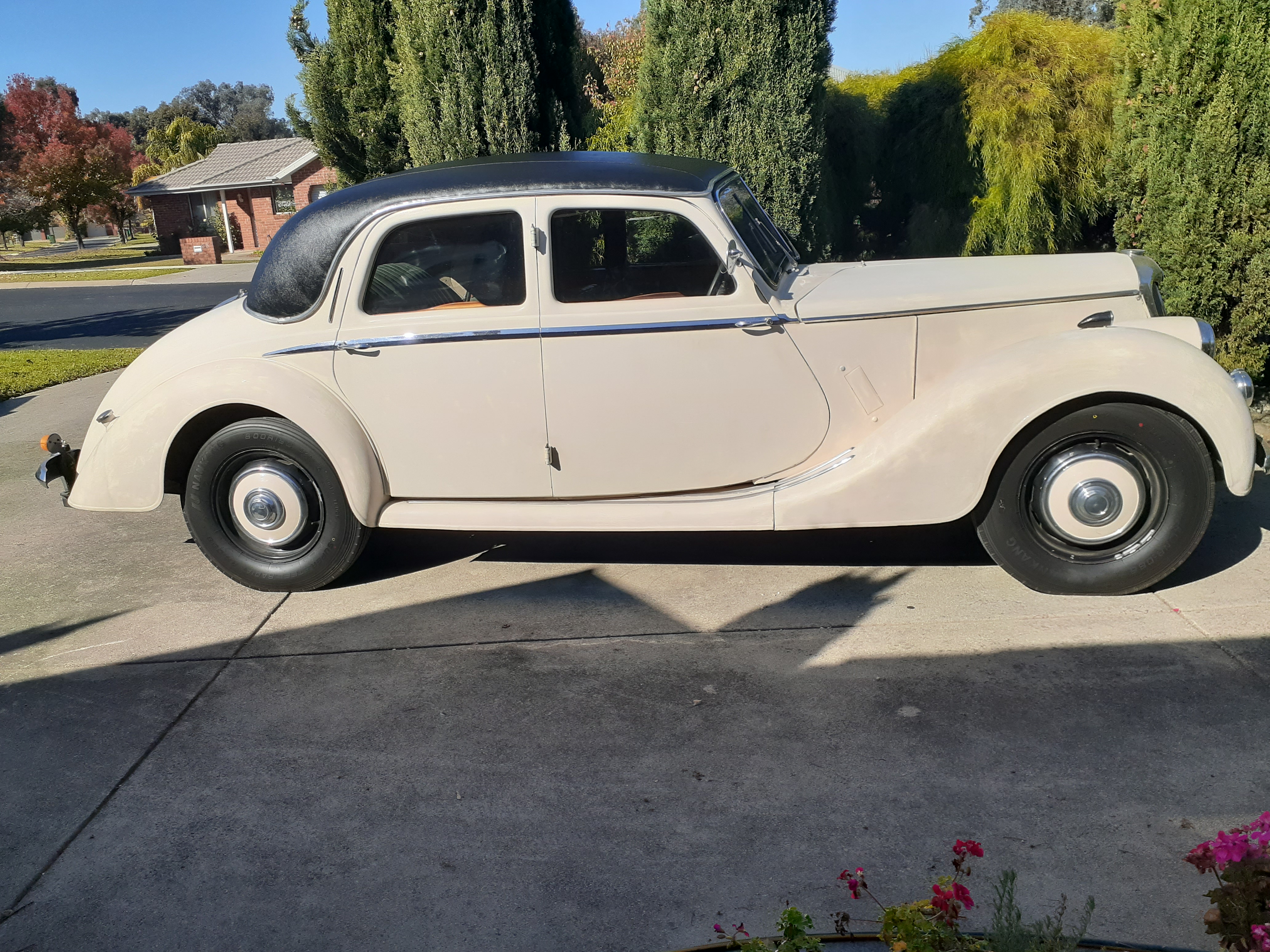1949 RILEY RMA SEDAN