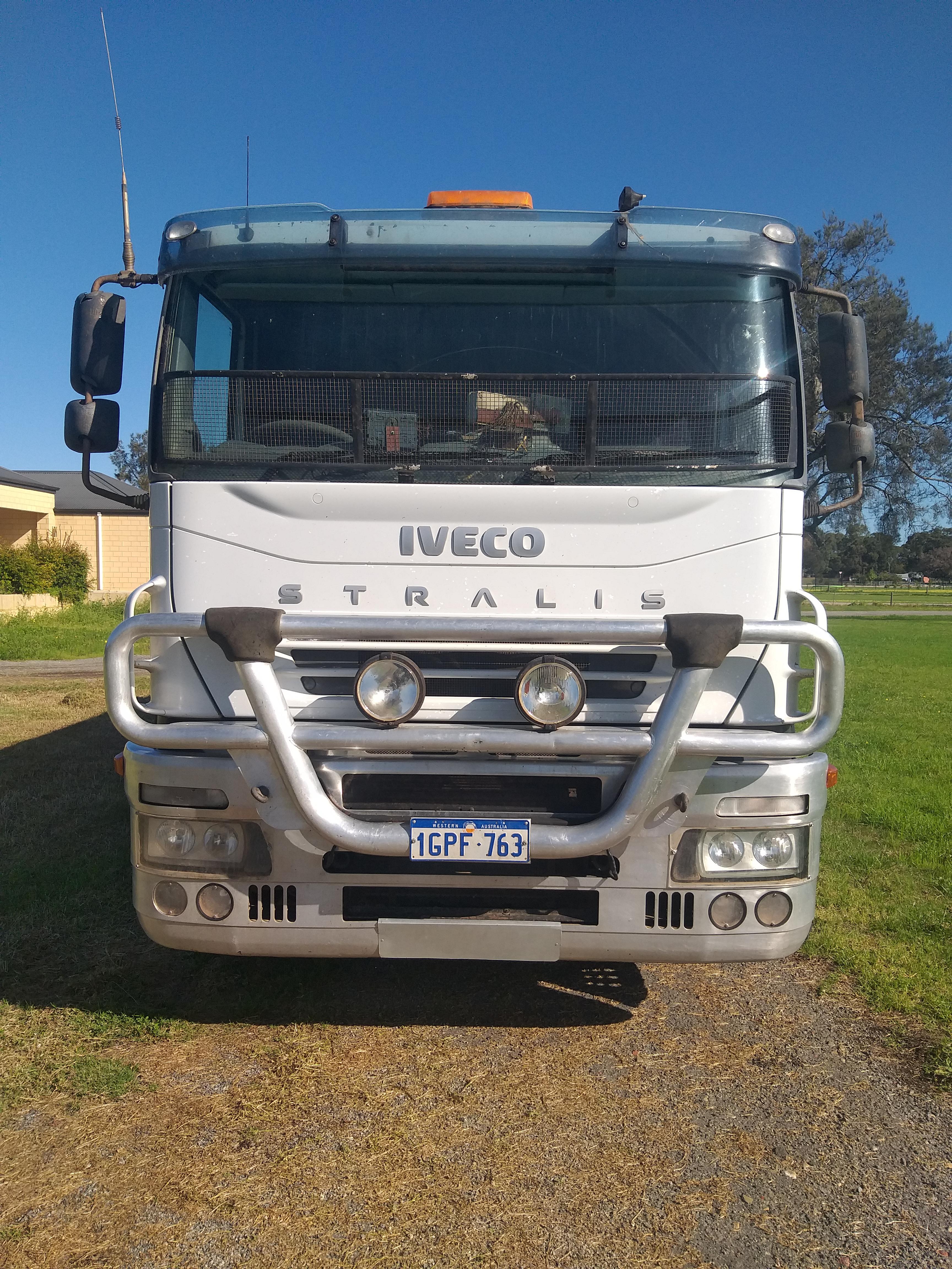 2008 IVECO STRALIS 8X4 TIPPER 