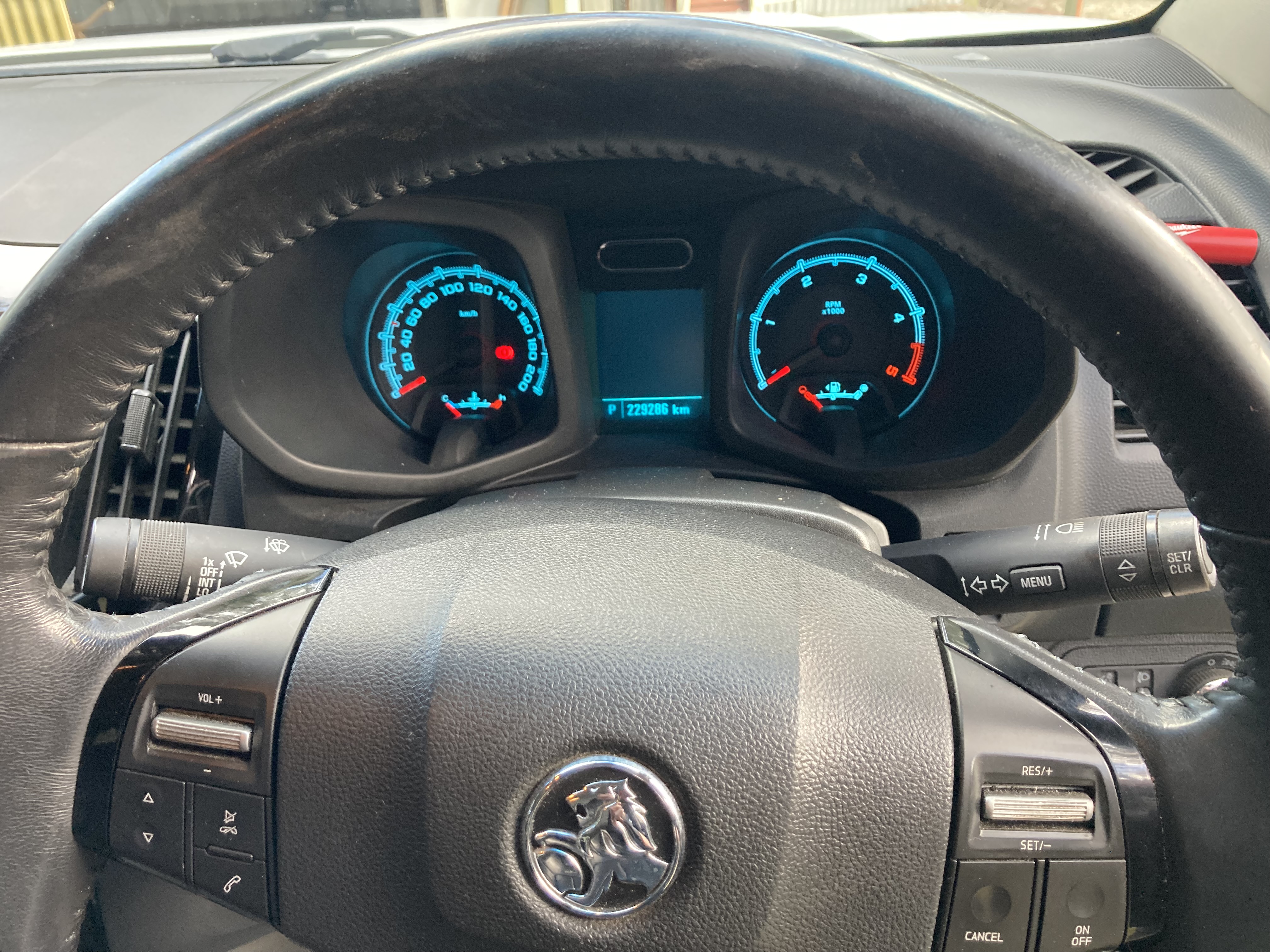 2014 HOLDEN COLORADO RG MY14 LTZ (4x4) 6 SP AUTOMATIC CREW CAB P/UP