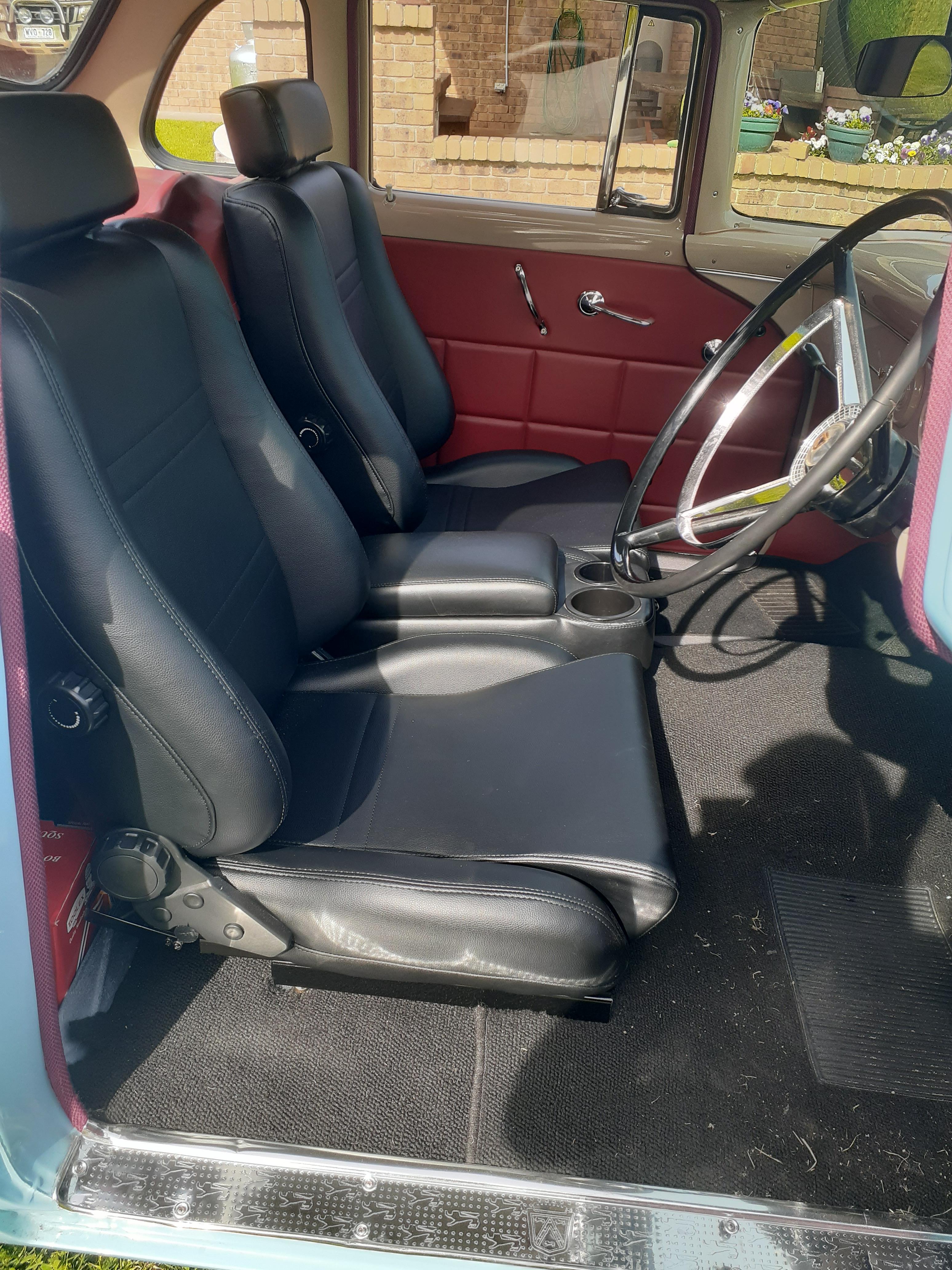 1957 FORD MAINLINE UTILITY 