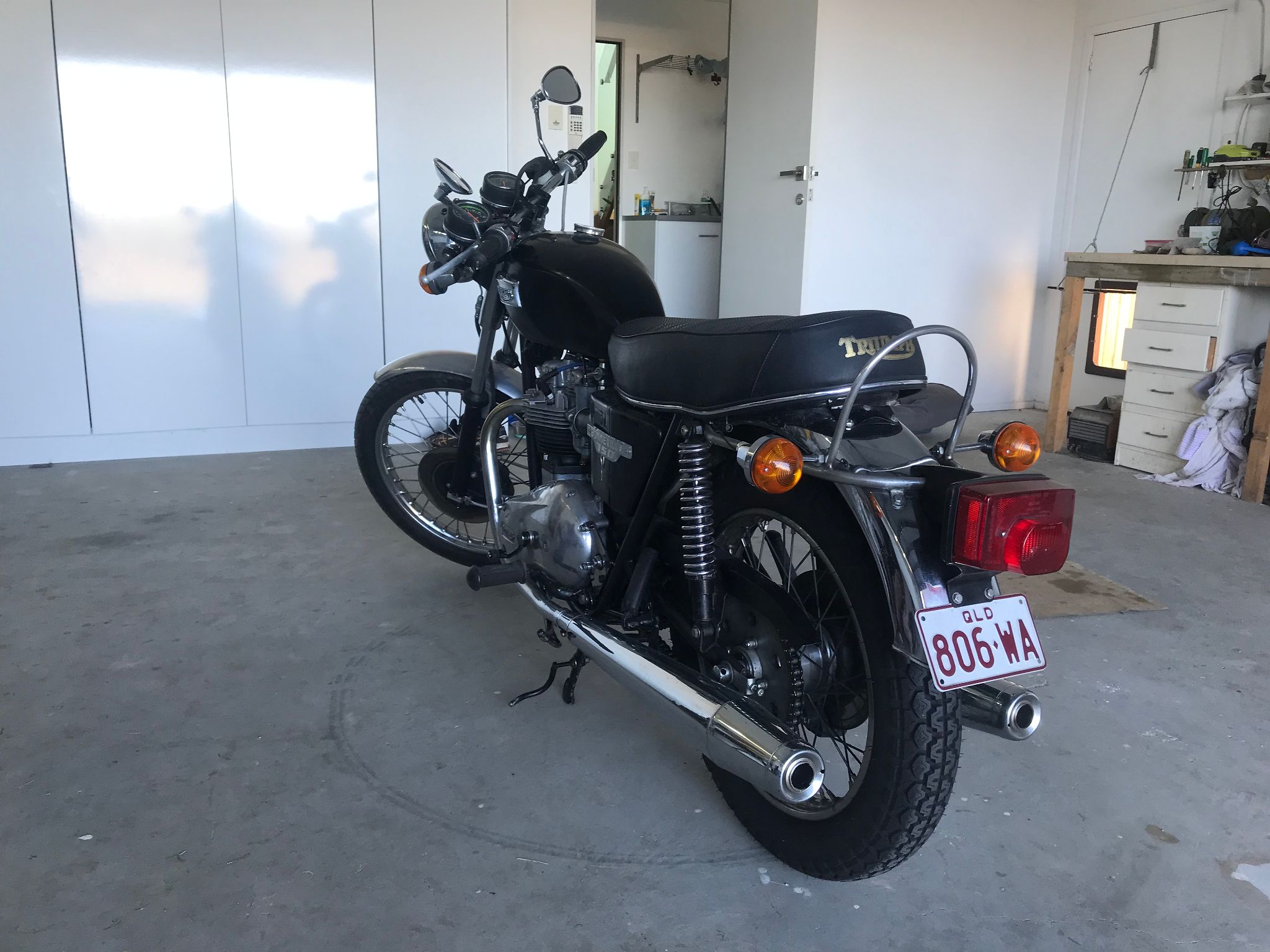 1976 TRIUMPH BONNEVILLE T140 ROAD