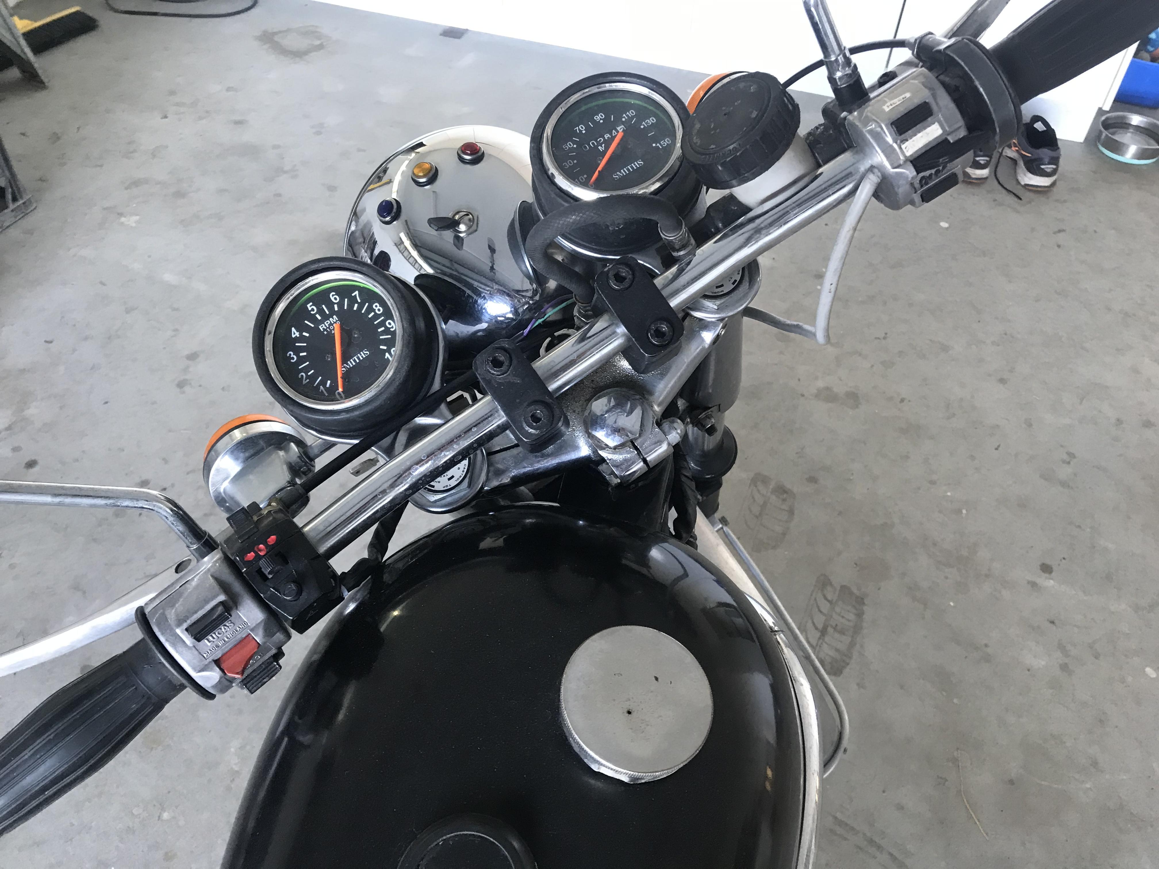 1976 TRIUMPH BONNEVILLE T140 ROAD
