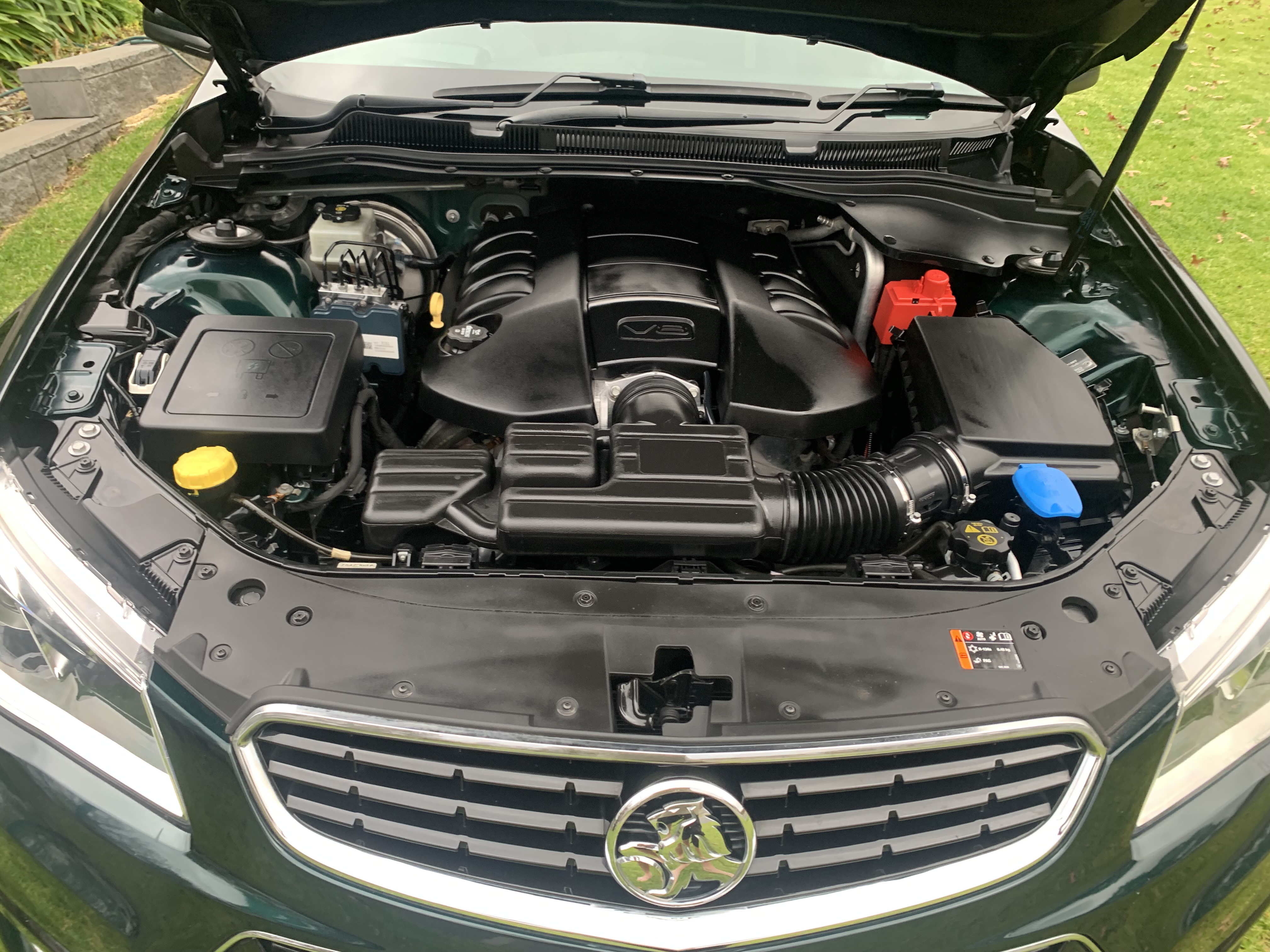 2014 HOLDEN COMMODORE VF SS-V REDLINE SEDAN