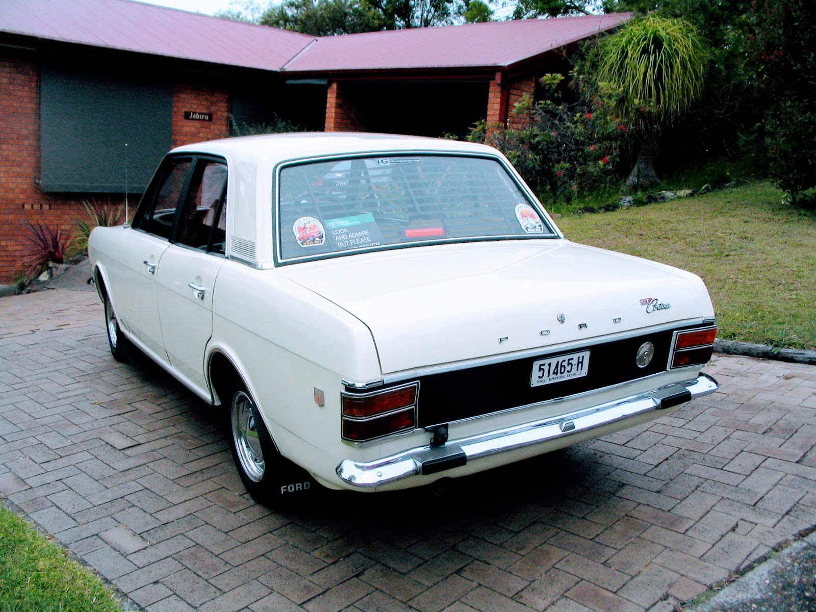 1969 FORD CORTINA GTL SEDAN