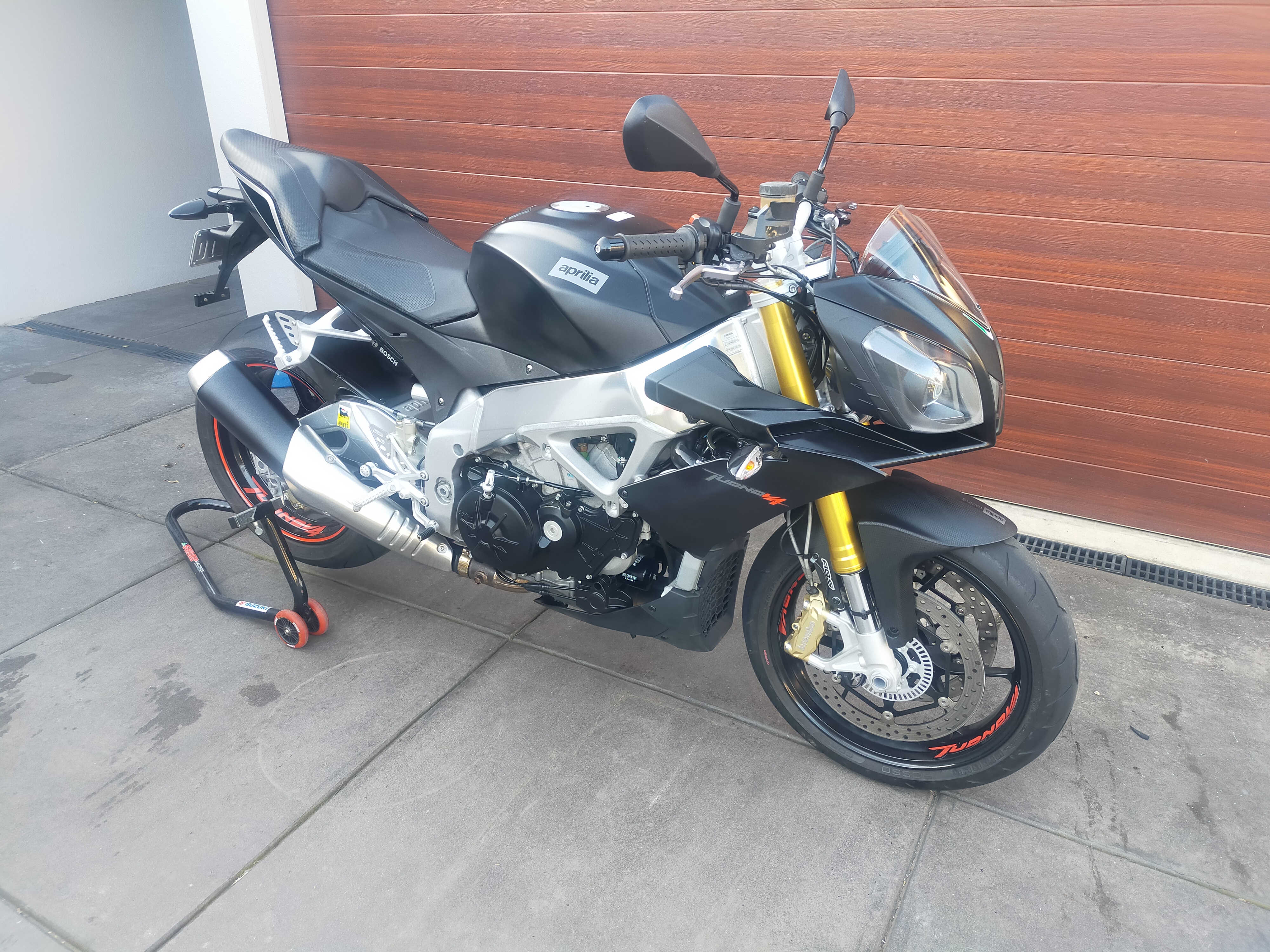 2015 APRILIA TUONO APRC ABS V4 R SPORTS