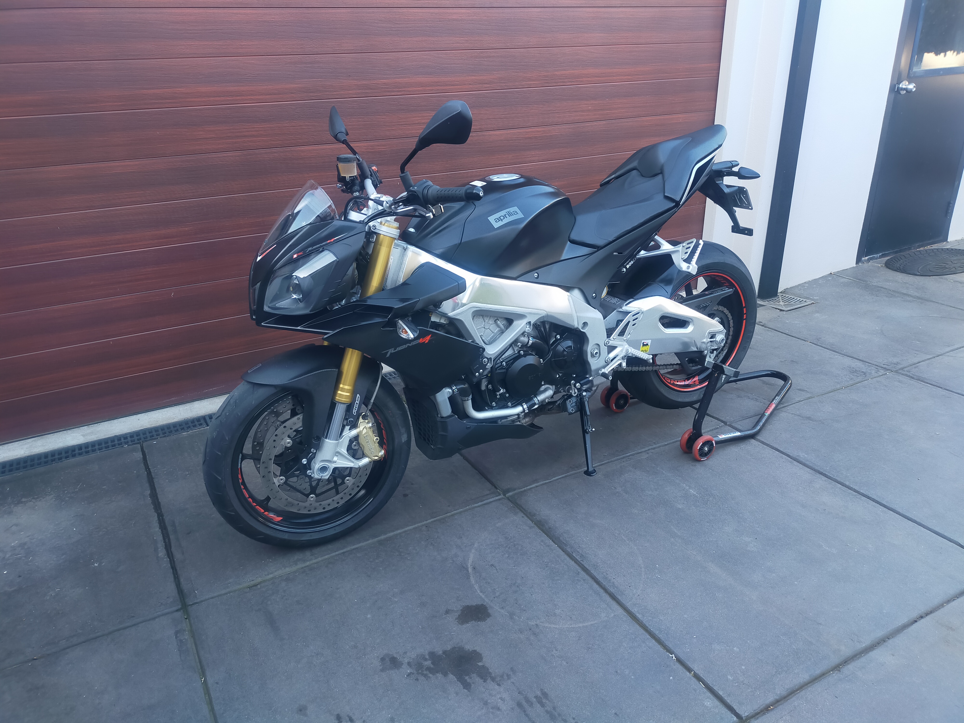 2015 APRILIA TUONO APRC ABS V4 R SPORTS
