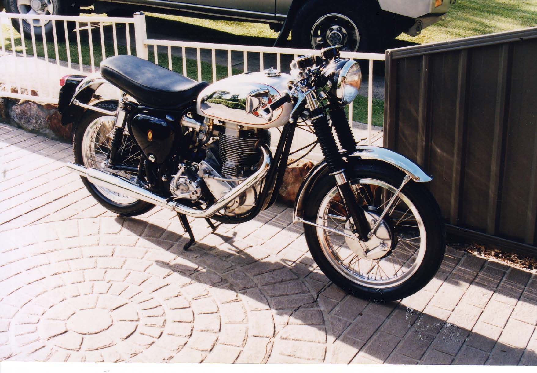 1958 BSA DBD 34 GOLD STAR CAFE RACER