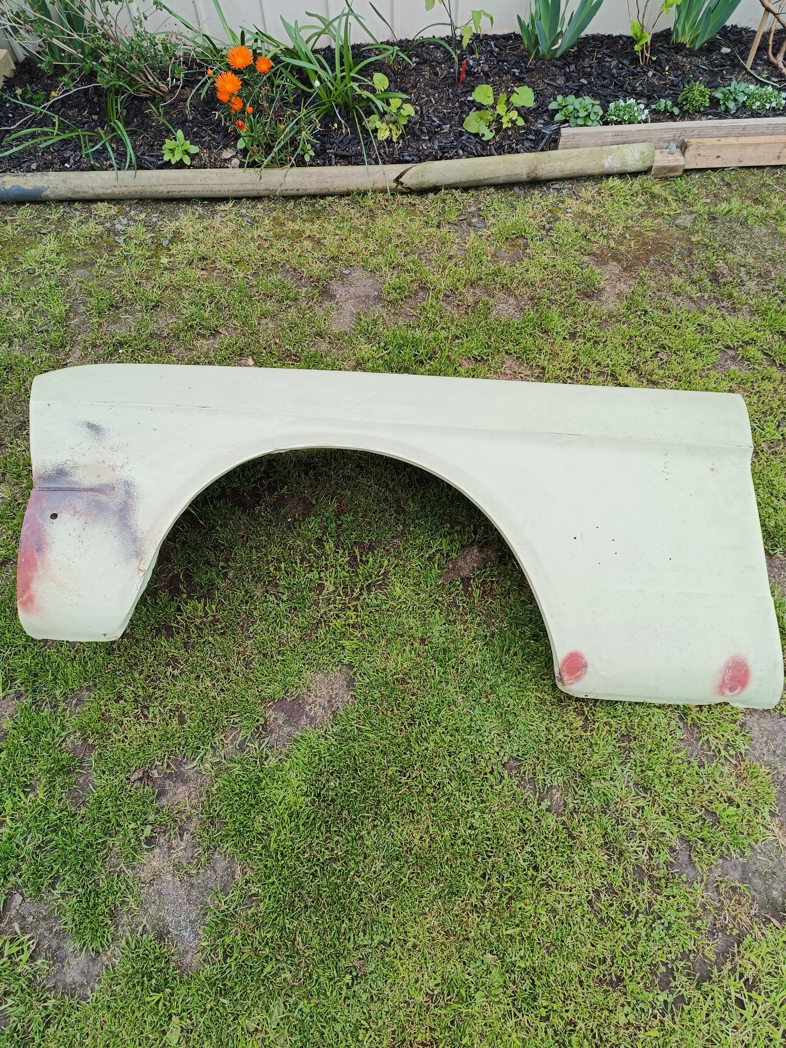 MUSTANG 1964-66 FORD LEFT HAND GUARD