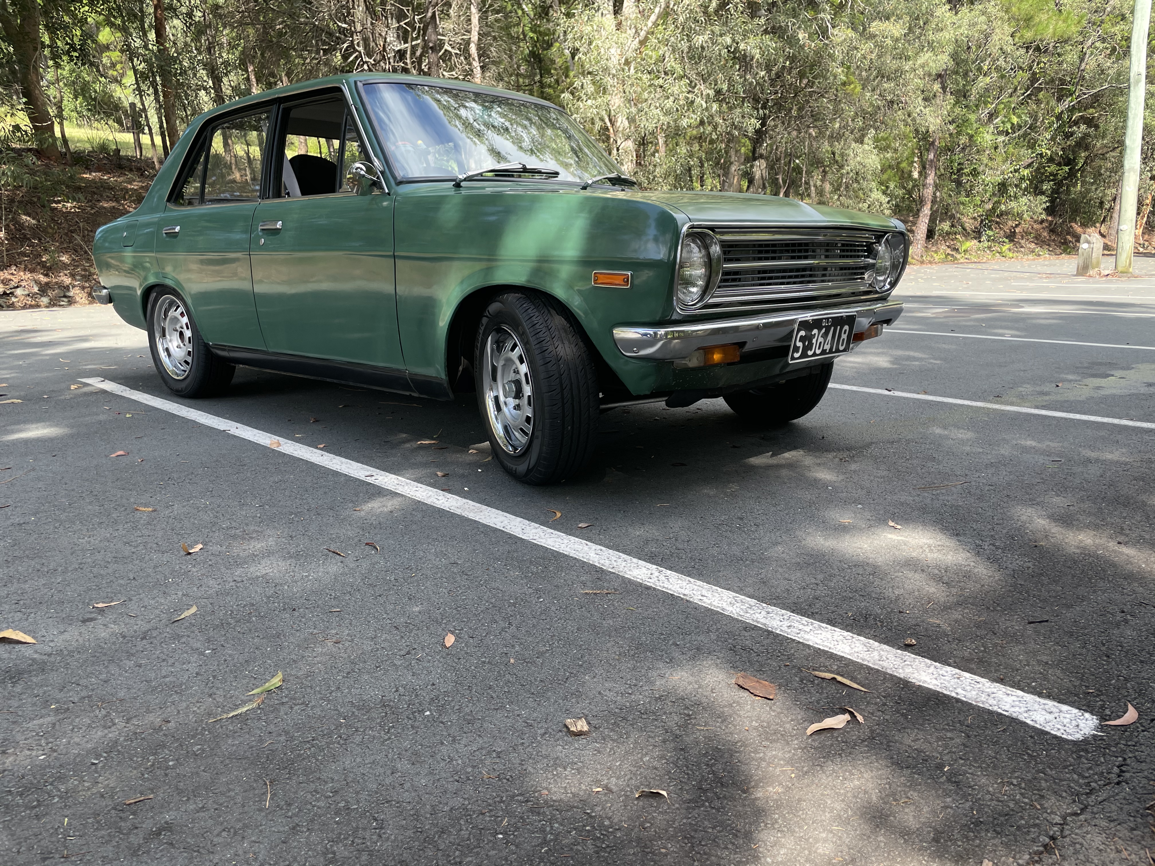 1971 DATSUN 1200 DELUXE 4 SP MANUAL 4D SEDAN 