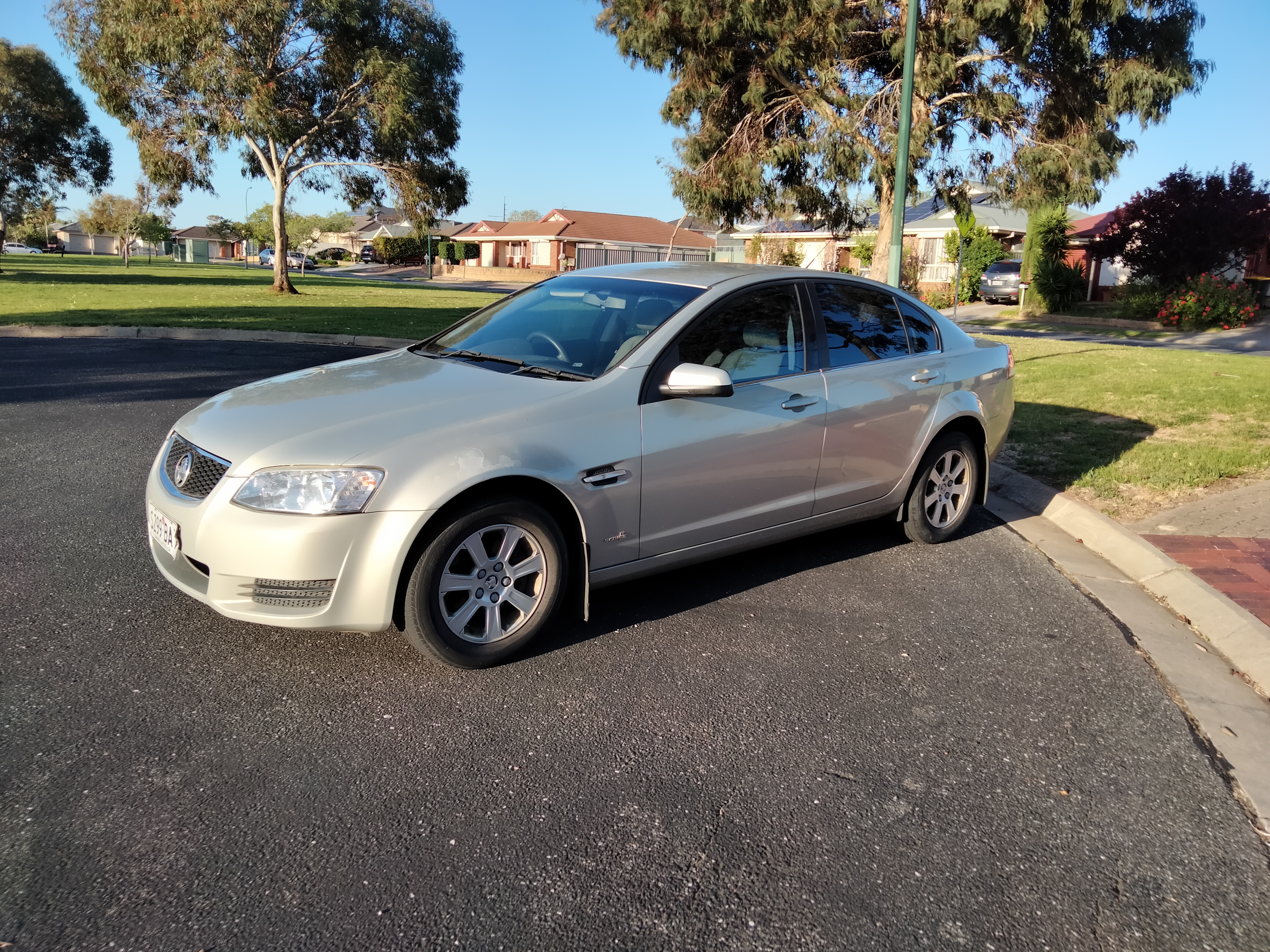 2011 HOLDEN COMMODORE VE II OMEGA (D/FUEL) 4 SP AUTOMATIC 4D SEDAN