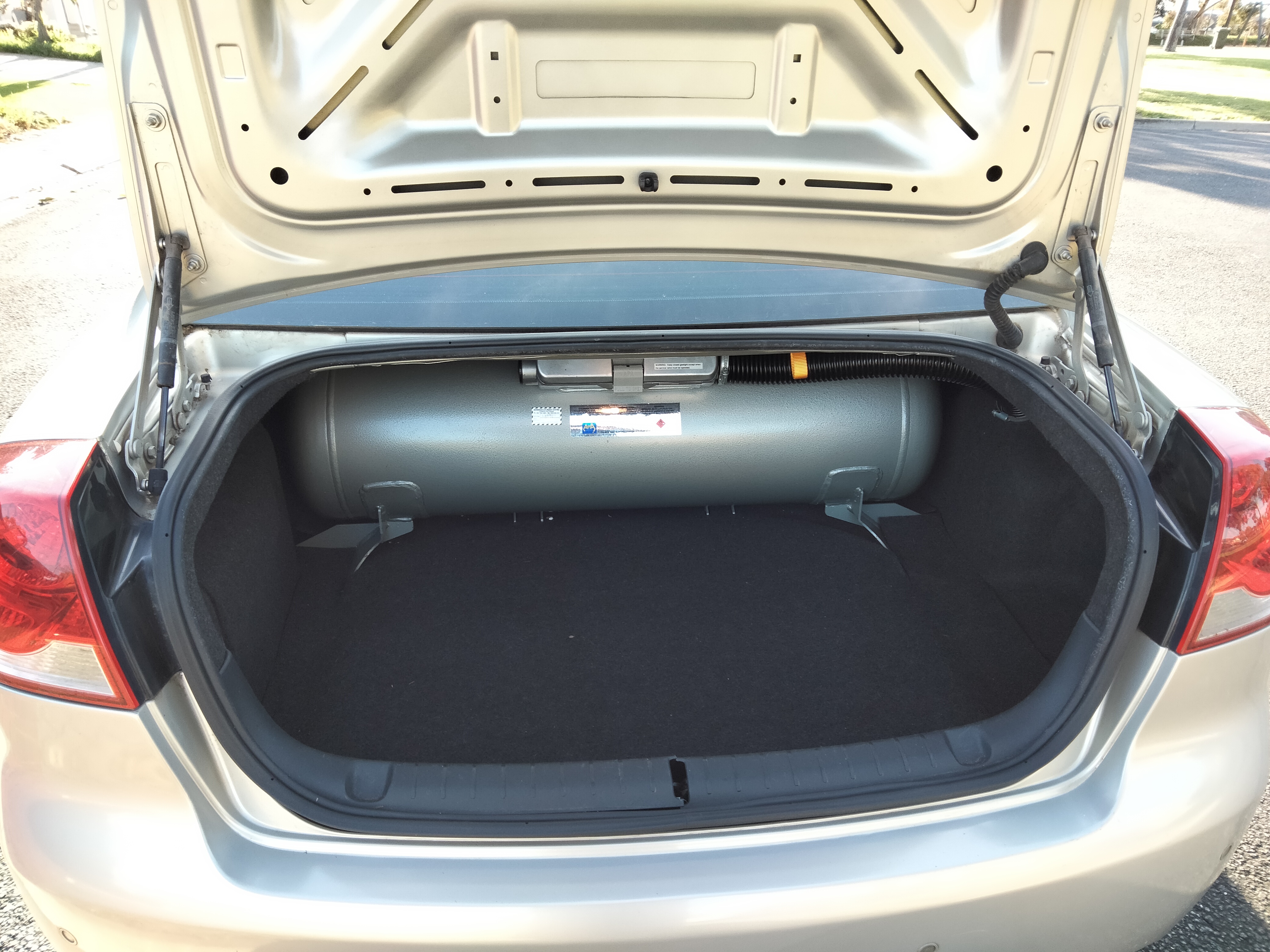 2011 HOLDEN COMMODORE VE II OMEGA (D/FUEL) 4 SP AUTOMATIC 4D SEDAN