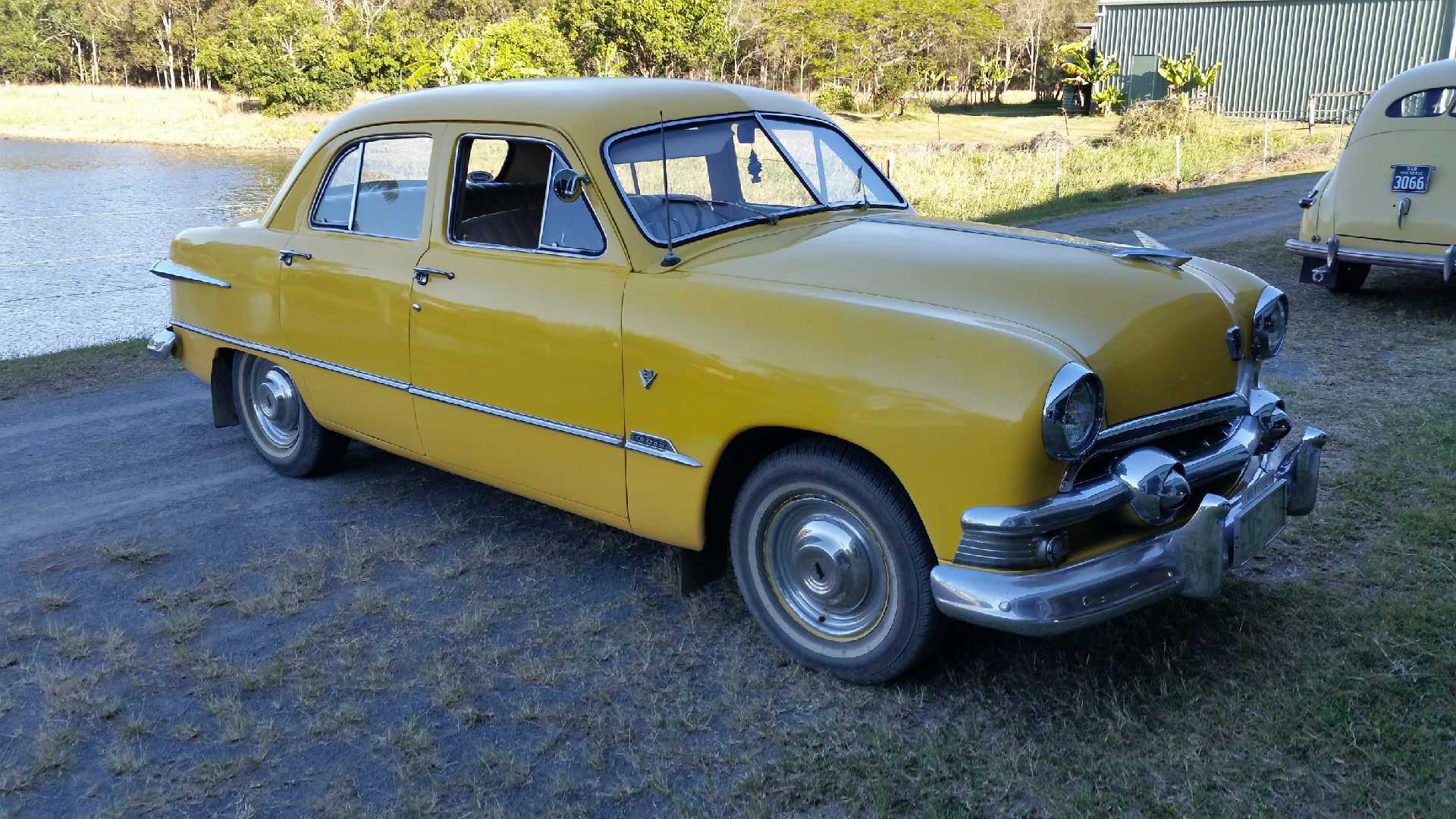 1951 FORD TWIN SPINNER SEDAN